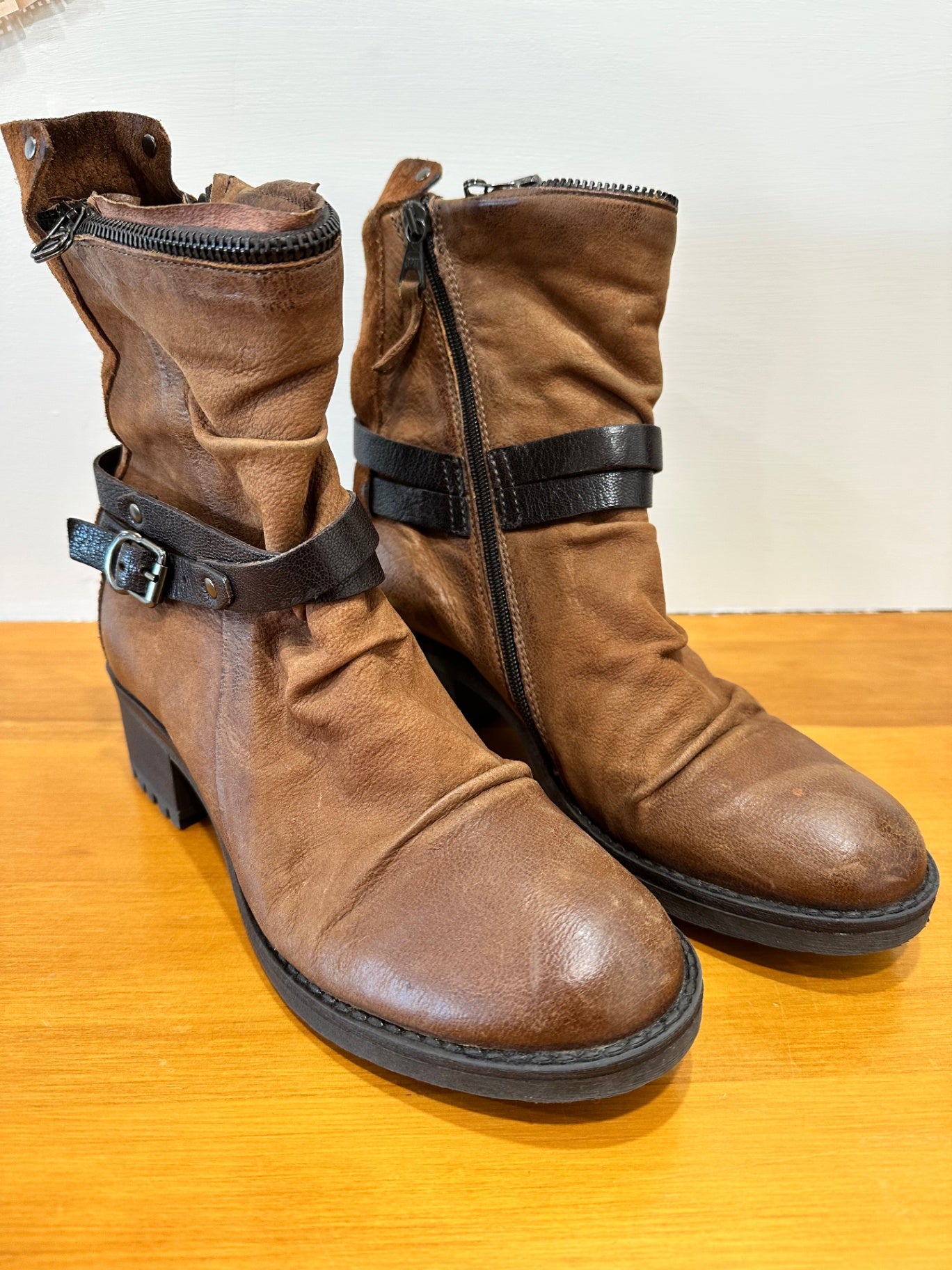 Martina Buraro Boots 39 Brown