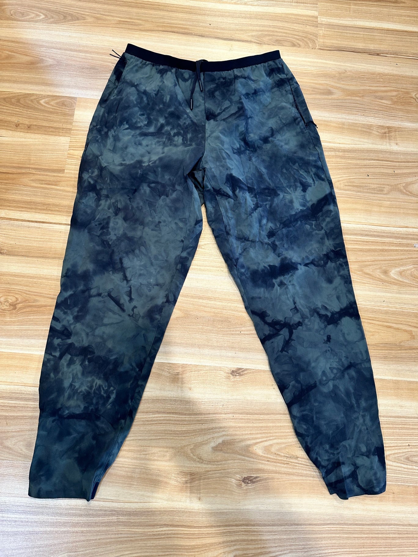 Lululemon Pants Large Gray