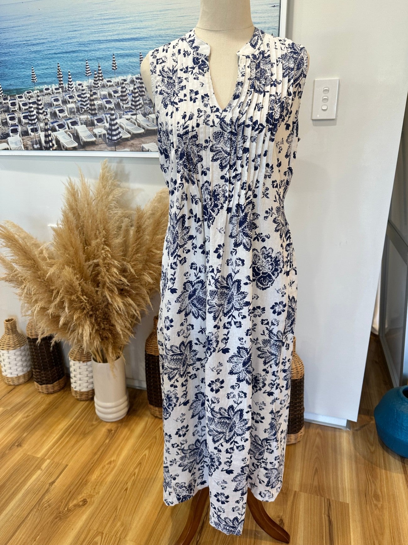 Kaleidoscopy by Ezibuy Dress Medium / Large - 55% linen