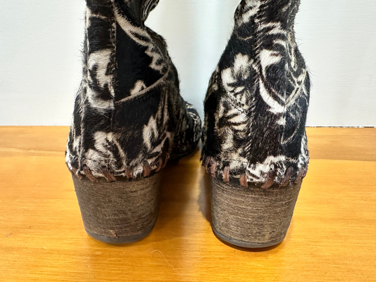 Knee High - Cow Hide - Boots - 40