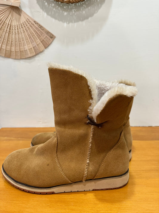 EMU Australia - Ugg Boots - Size 7