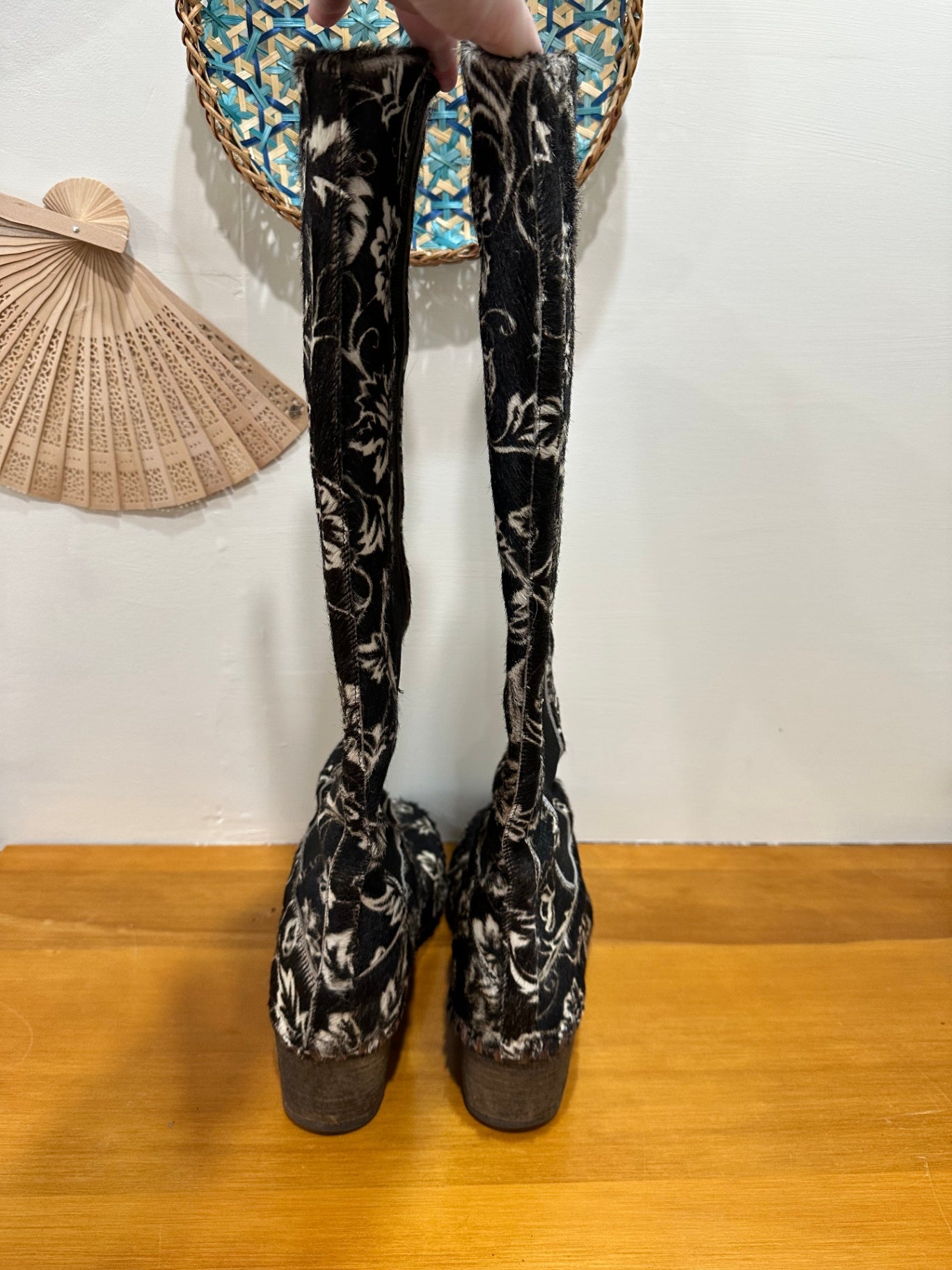 Knee High - Cow Hide - Boots - 40