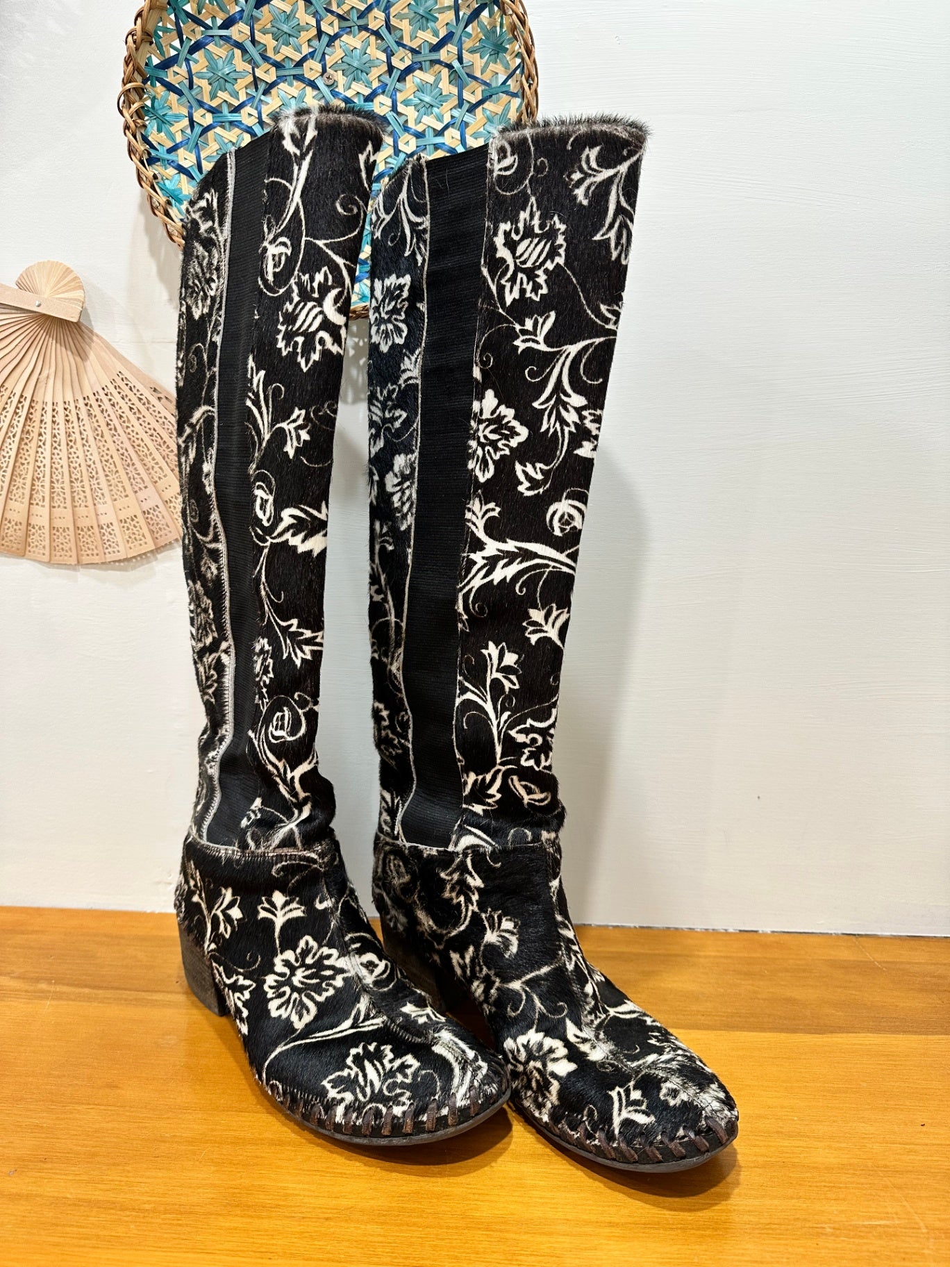 Knee High - Cow Hide - Boots - 40