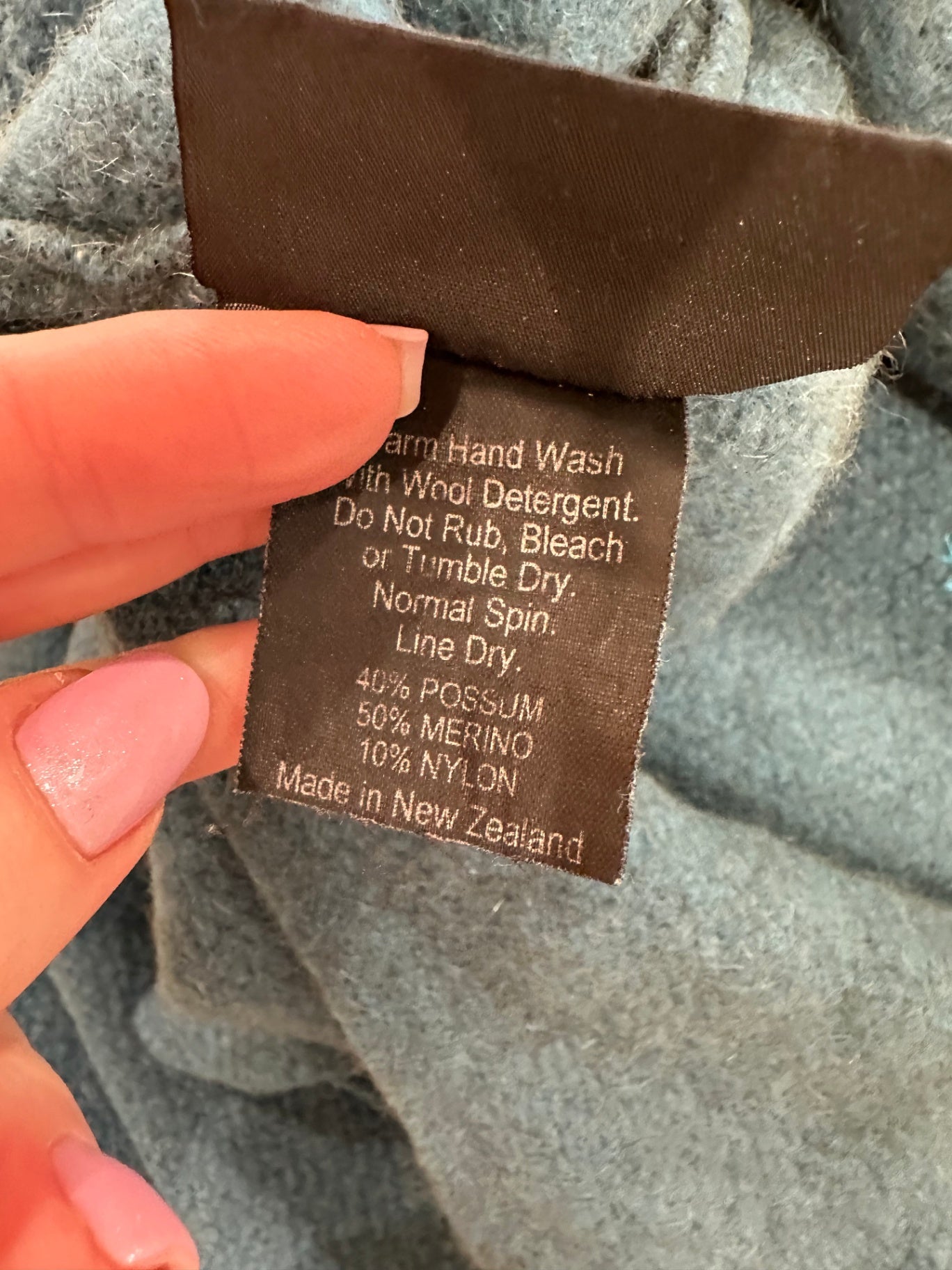Waimate - Made in New Zealand - Poncho - One Size - 40% possum, 50% merino