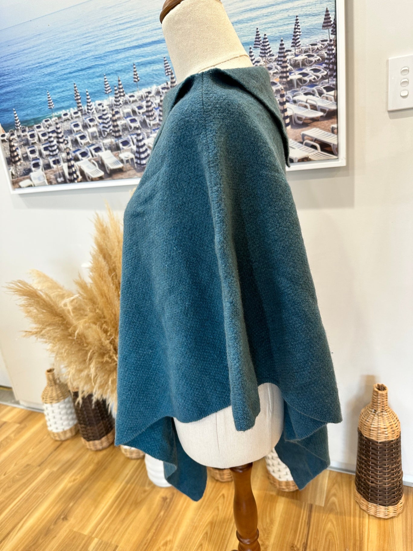 Waimate - Made in New Zealand - Poncho - One Size - 40% possum, 50% merino