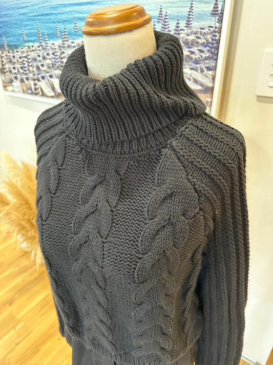 Whistle Jumper Small Black