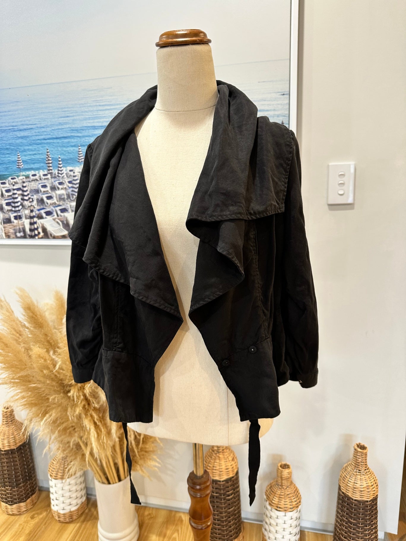 David Lawrence - Crop Jacket - Size 12 - Black