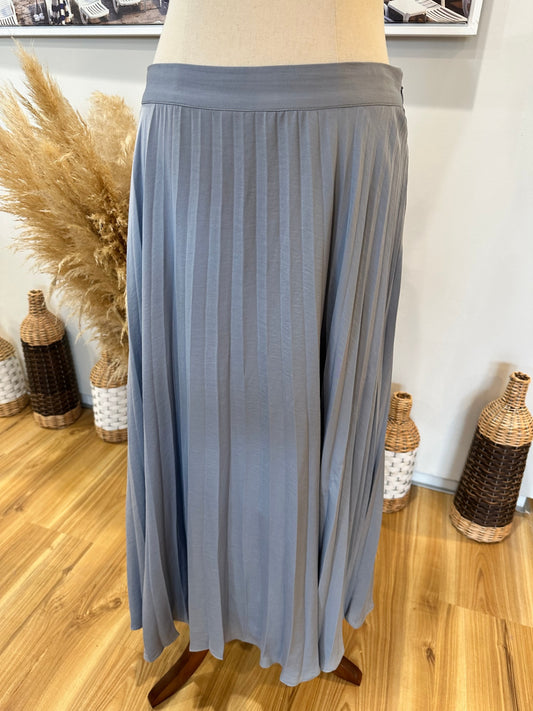 Max - Midi Skirt - Size 12 - Light Blue