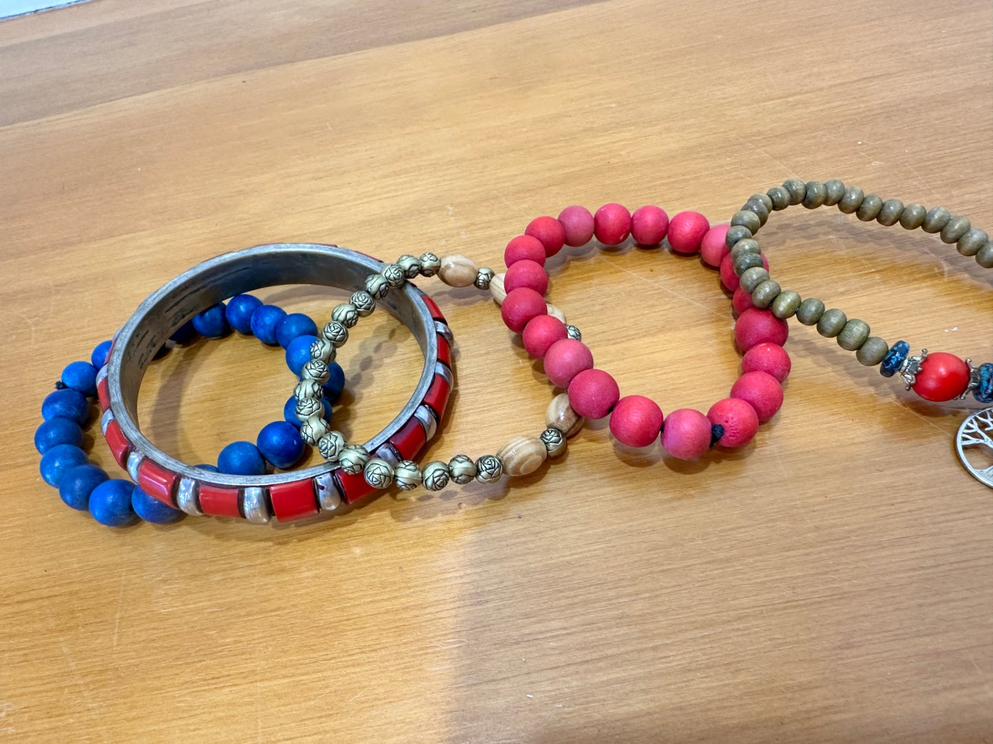 Bracelet set with cocktail ring - Red & Blues