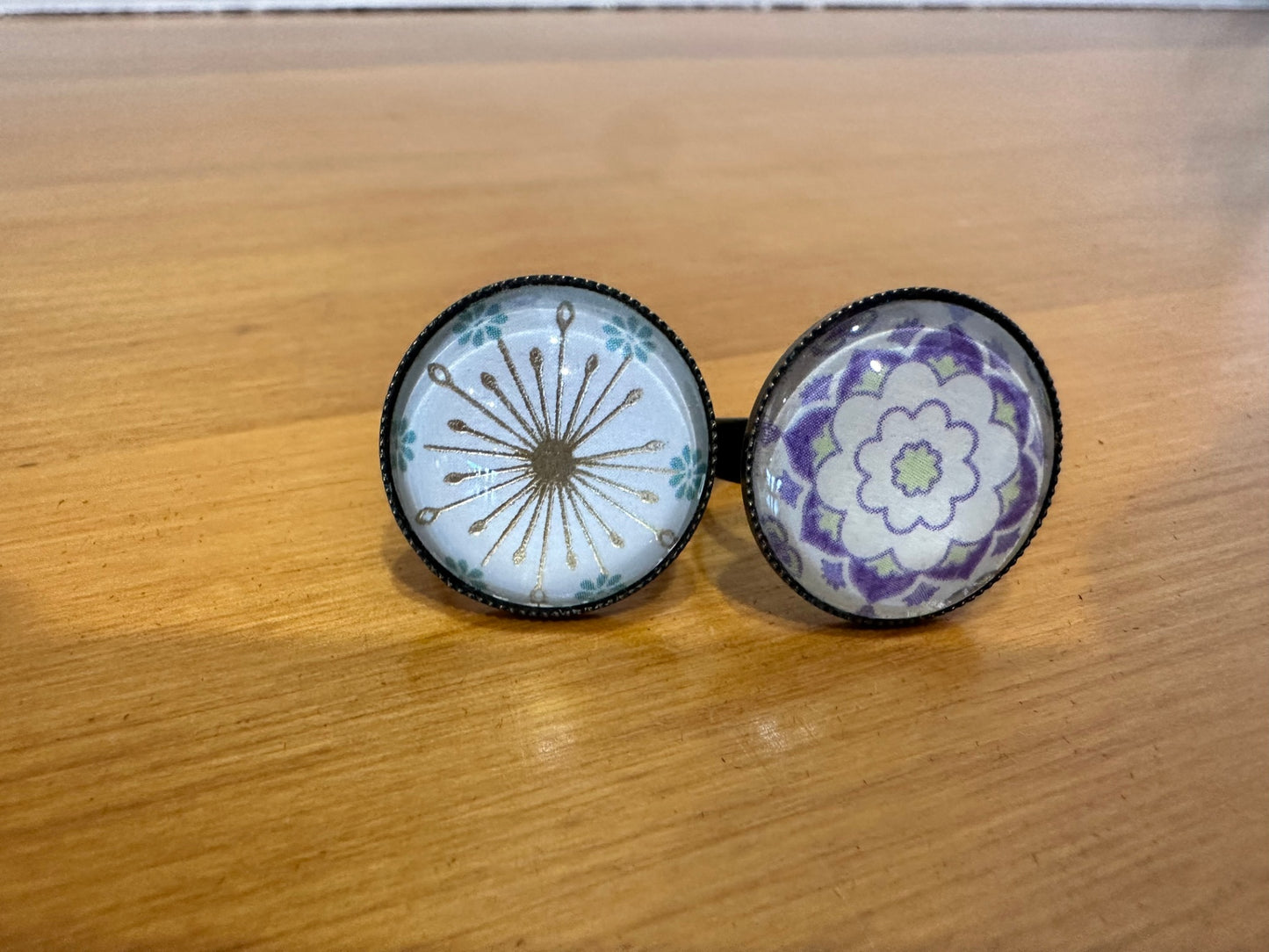 Duo of cocktail rings