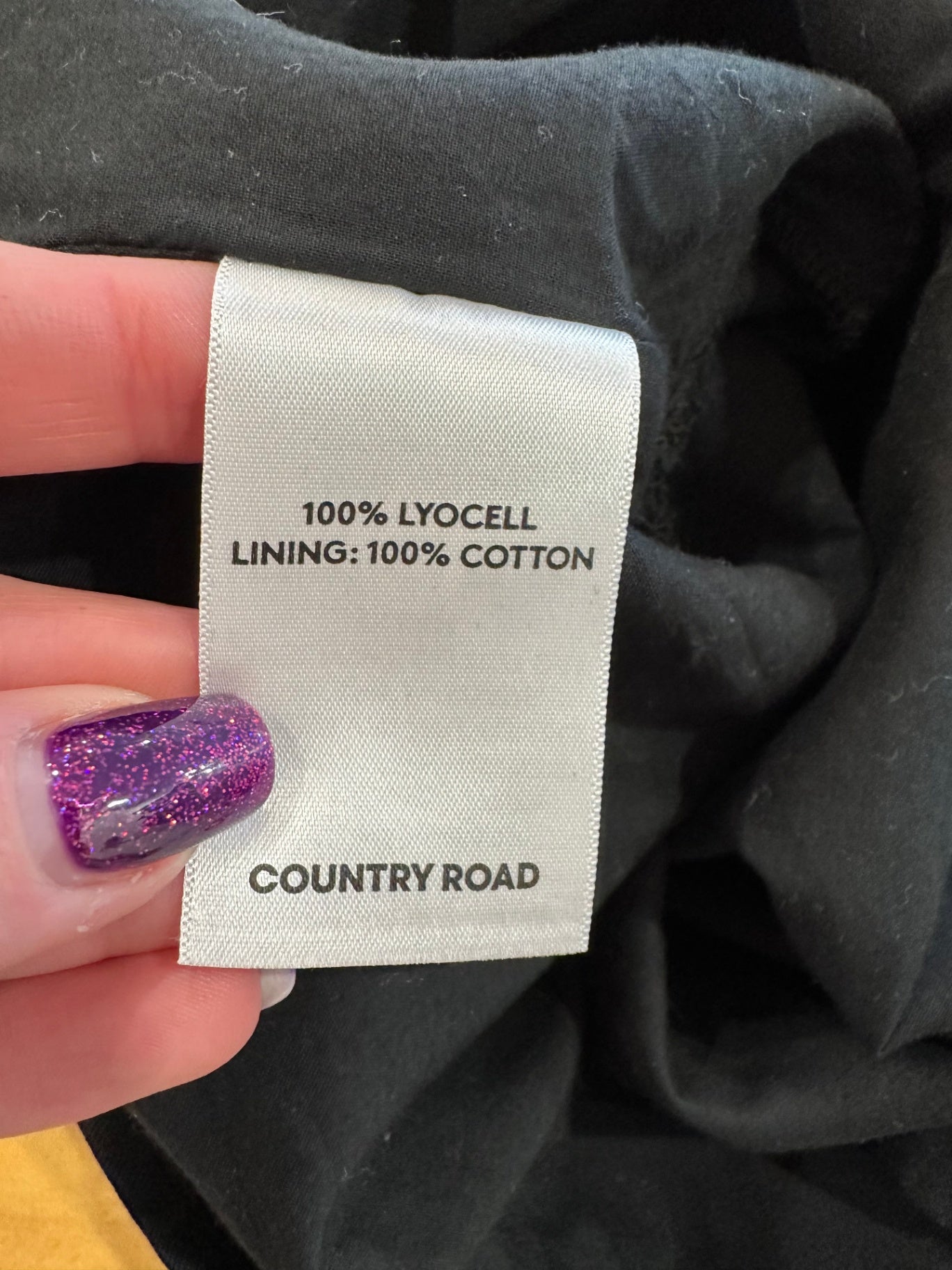 Country Road - Cropped Top w flowy sleeves - Size 10 - Black