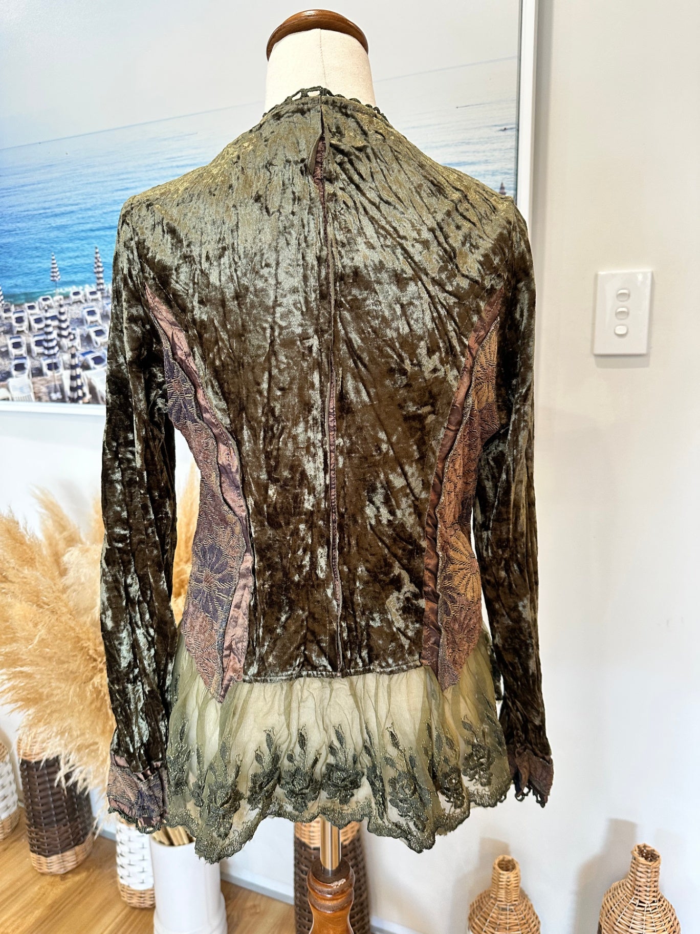 Vers Australia - Lace Cardigan - Size 8