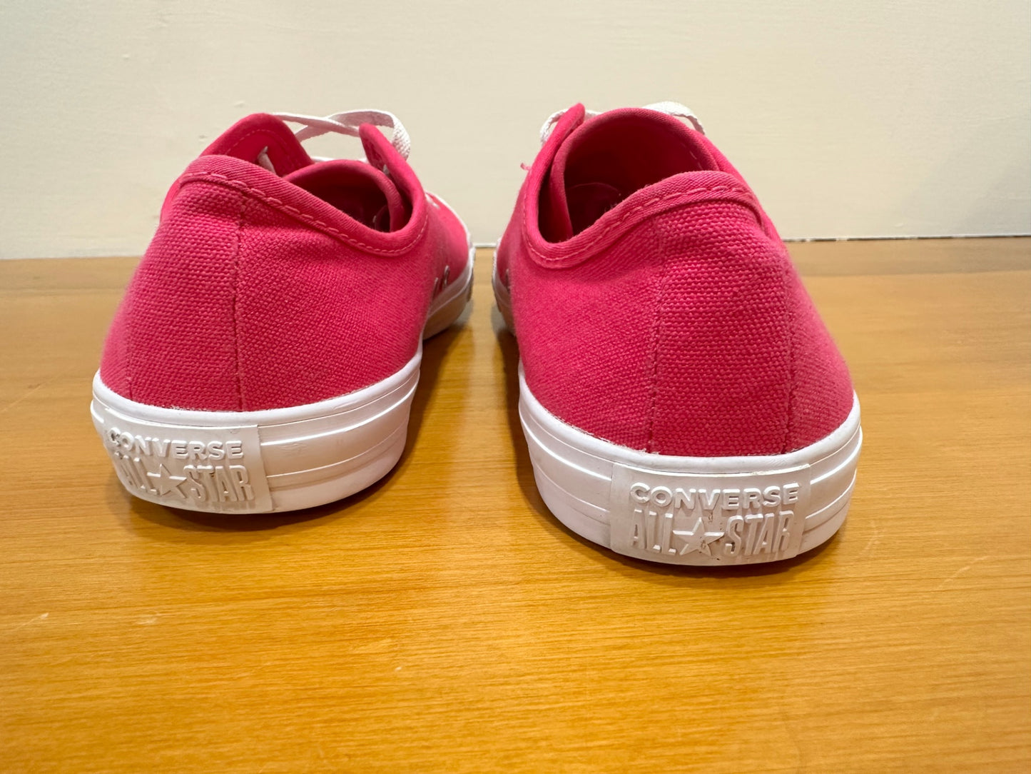 Converse Sneakers - Size 39 - Hot Pink