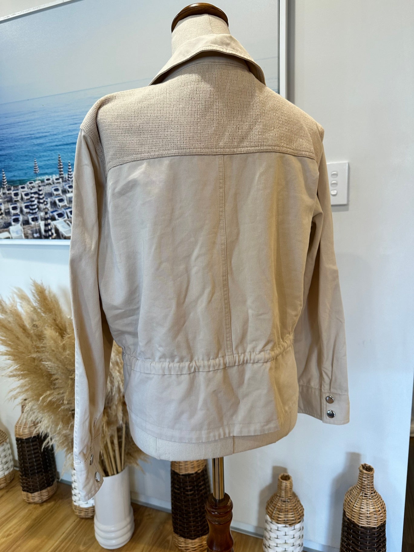 Fate - Jacket - Size Small - Beige