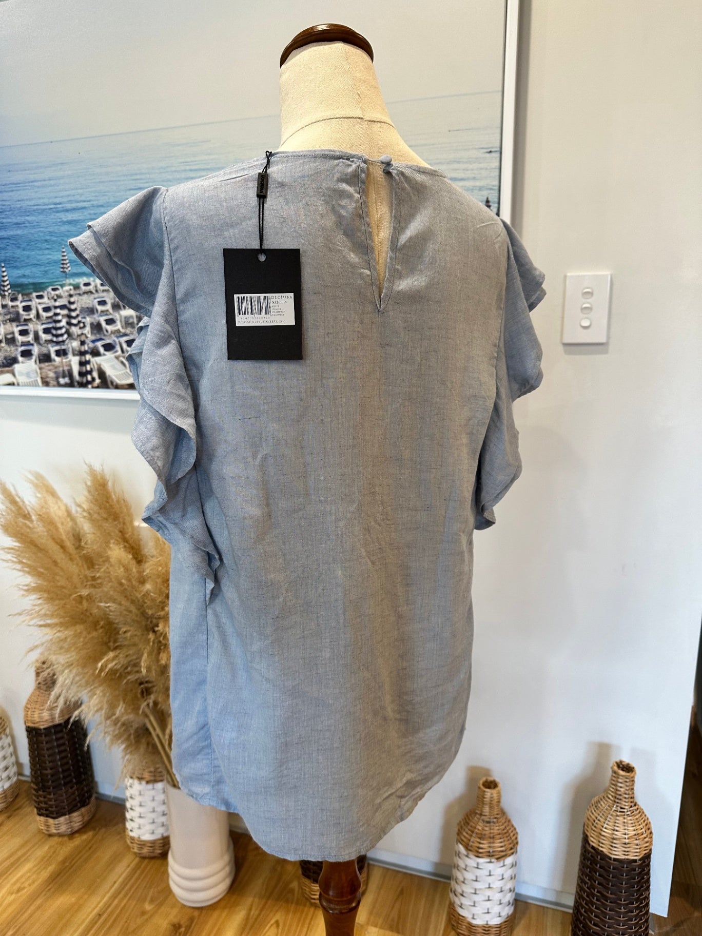 DecjubaBlouse - Size Small - 30% Linen - Pale Blue