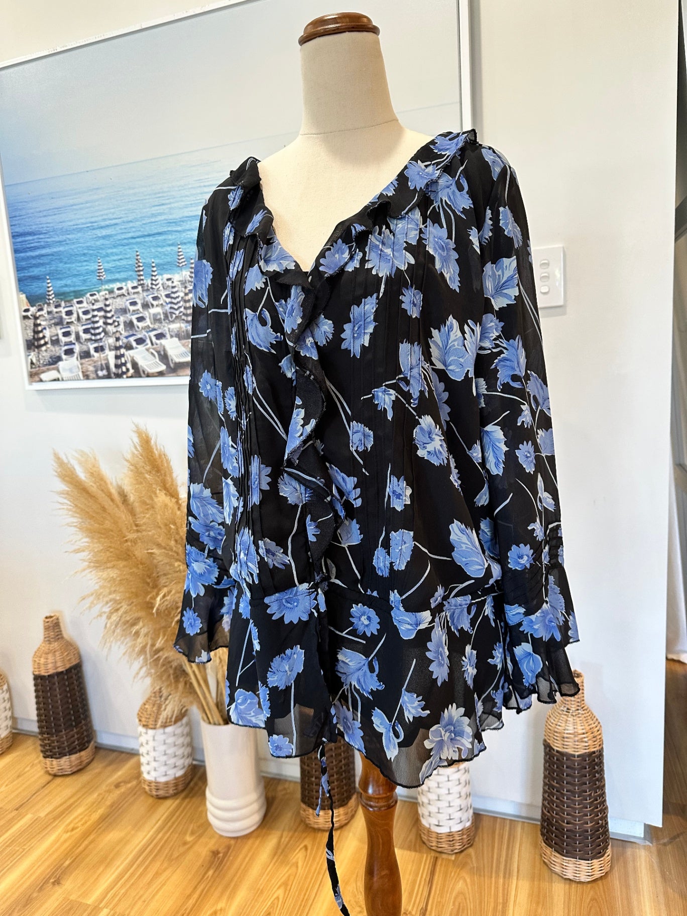 Black & Blue Floral Blouse - Size 20
