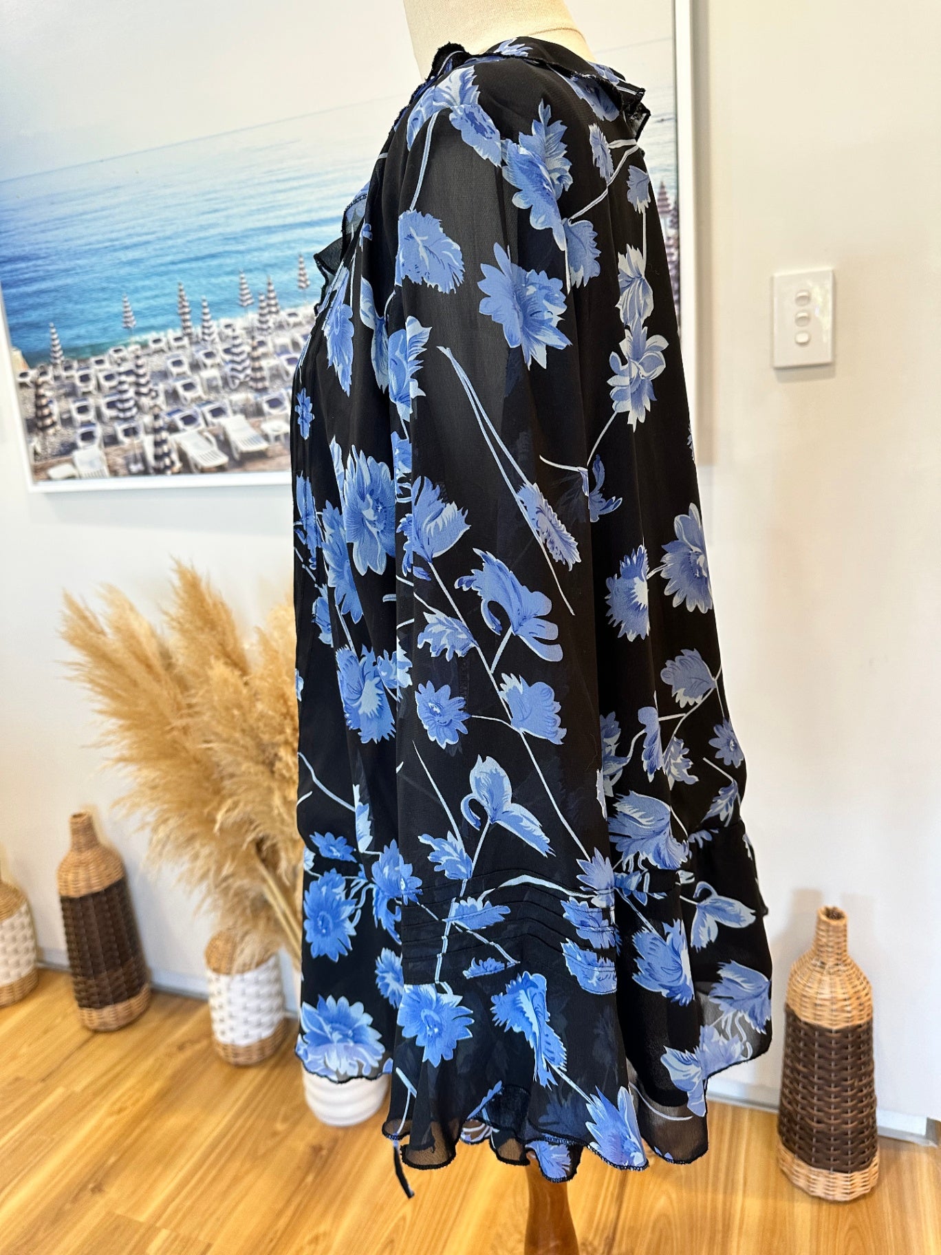 Black & Blue Floral Blouse - Size 20