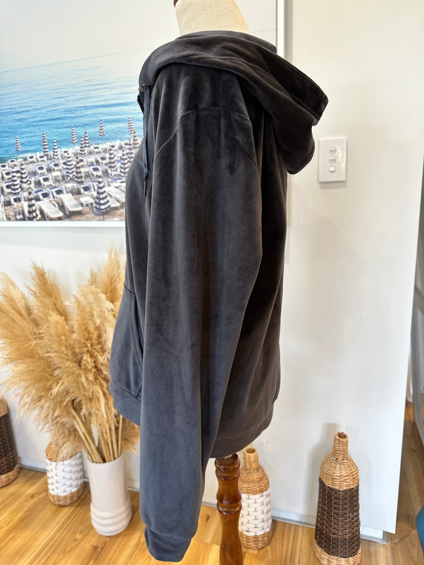 Serra - Y2K era Velvet Hoody - Size 14 - Dark Grey