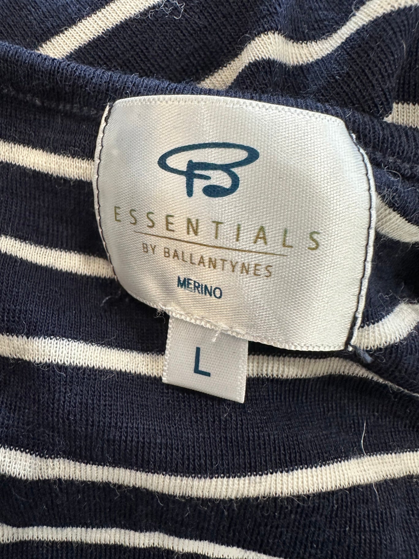 Ballantynes - Waterfall Cardigan - Large - Blue + White Stripe