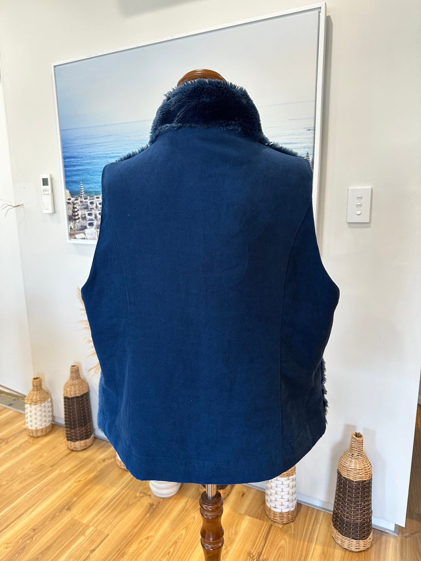 Suzanne Grae - Faux Fur Vest - Large - Blue