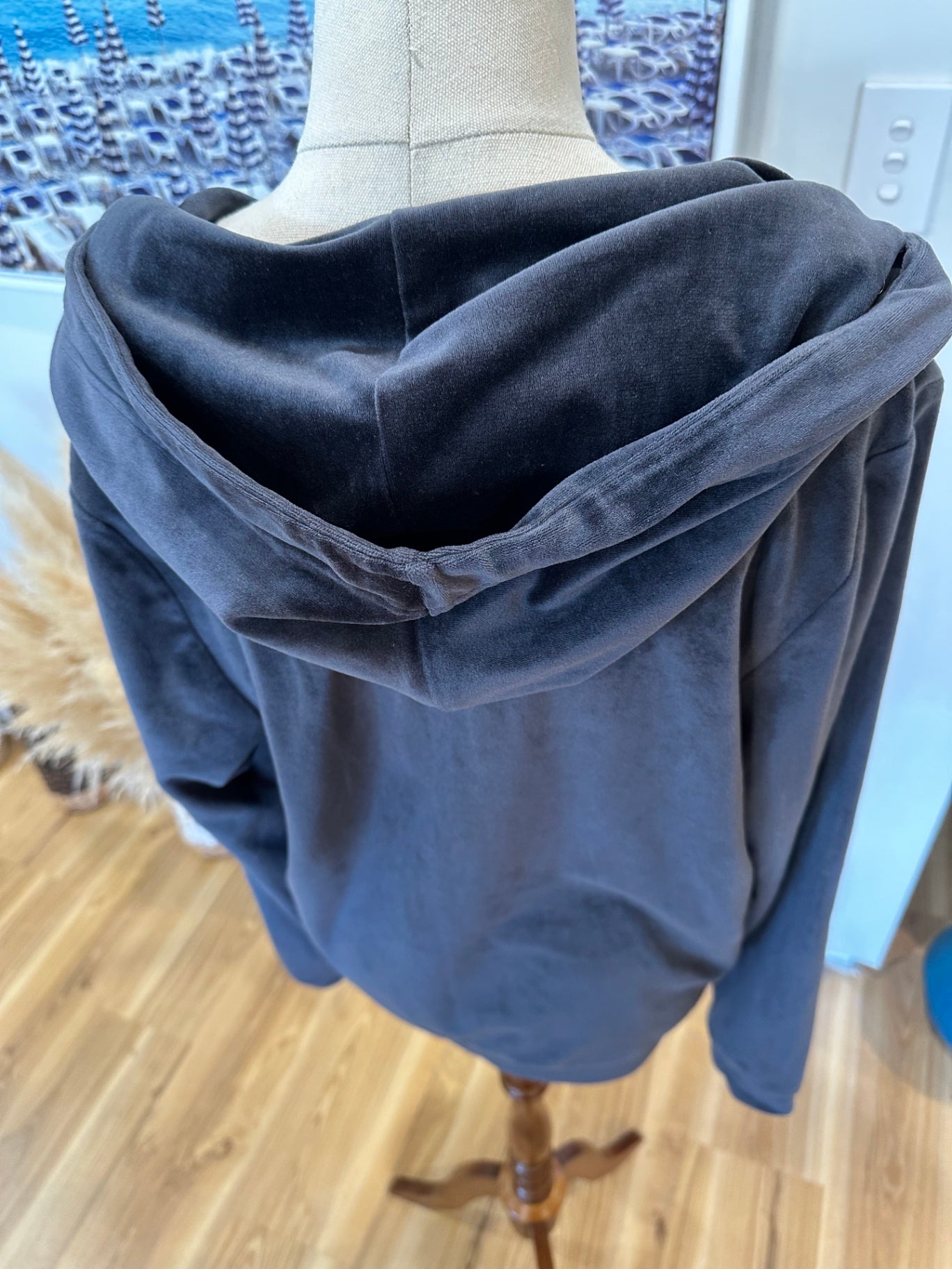 Serra - Y2K era Velvet Hoody - Size 14 - Dark Grey