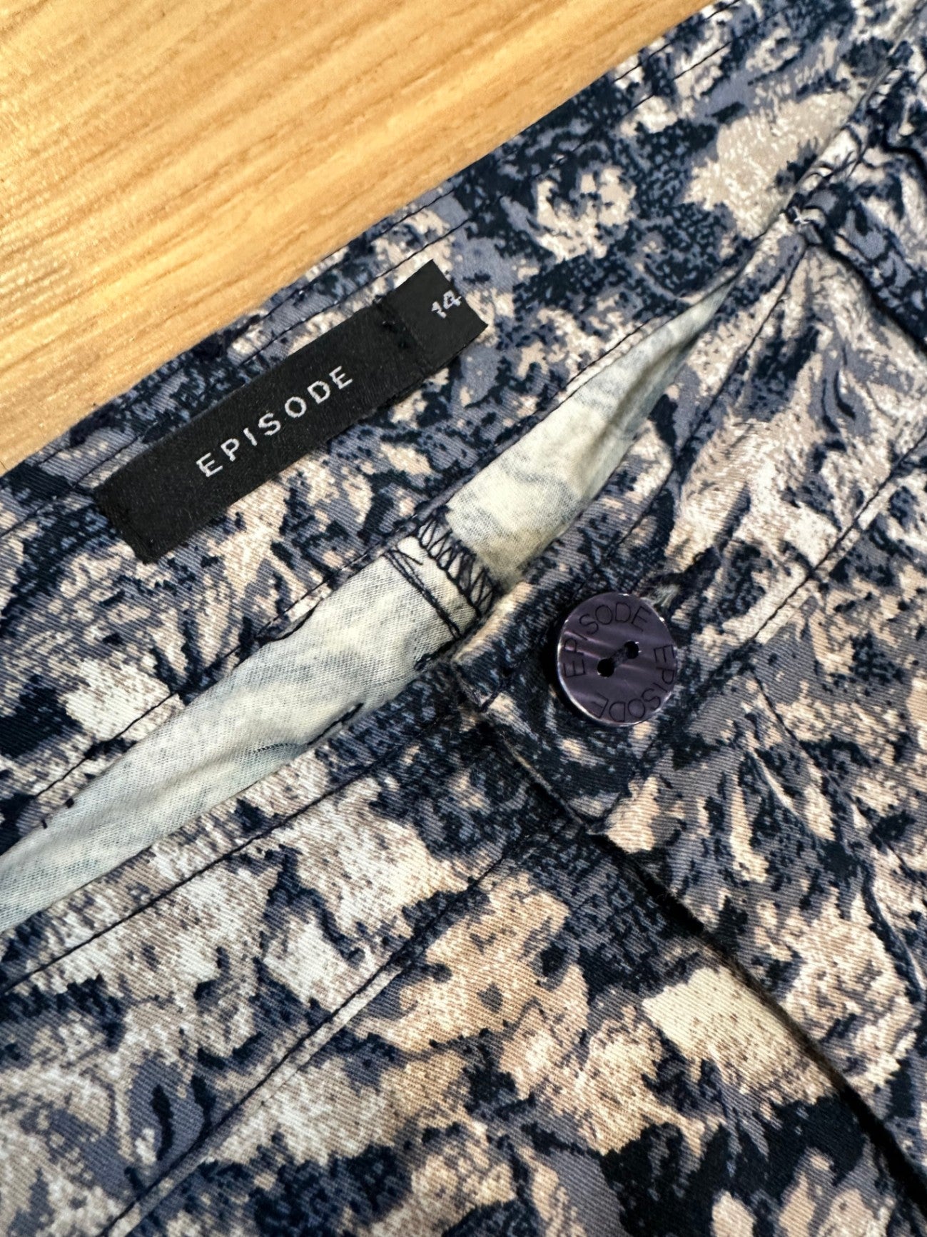 Episode - Pants - Size 14 - Navy & Beige
