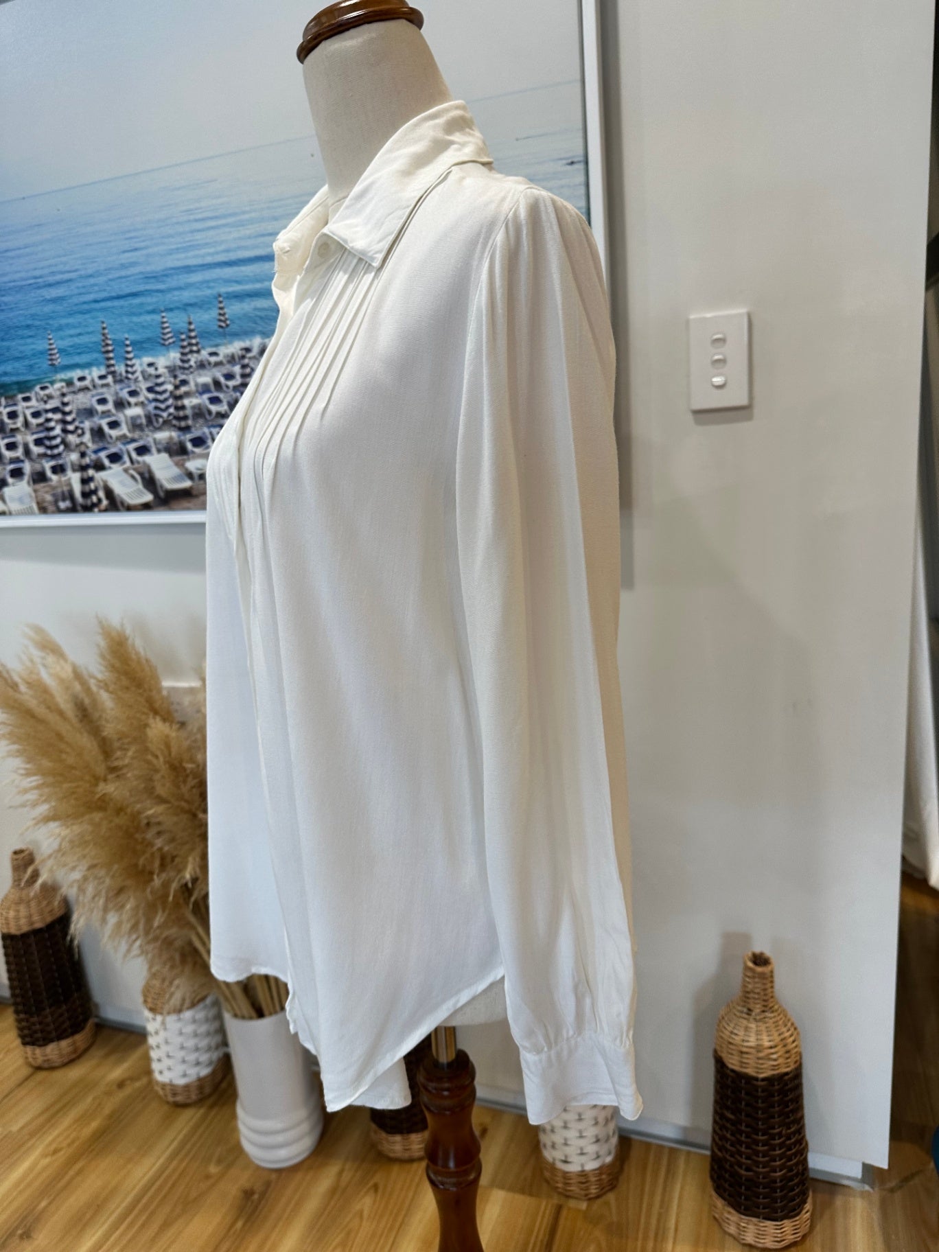 Cream Blouse - w Embroidery Butterflies - Approx Size 12