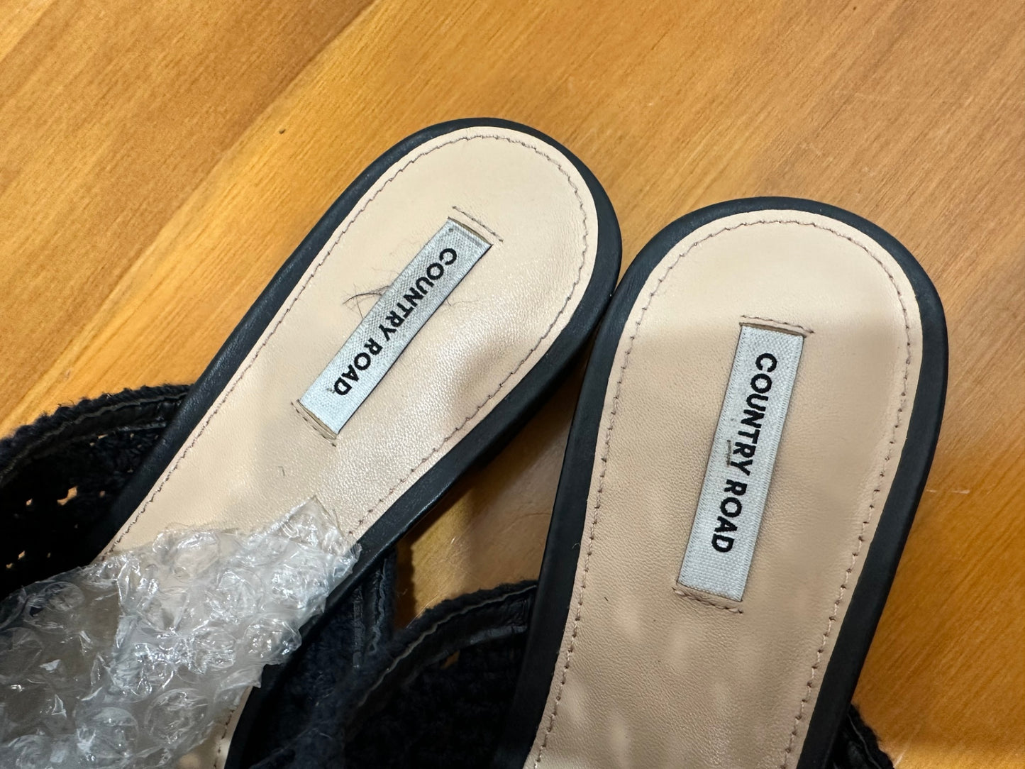 Country Road - Crochet Inspired Slides - Size 42 - Black