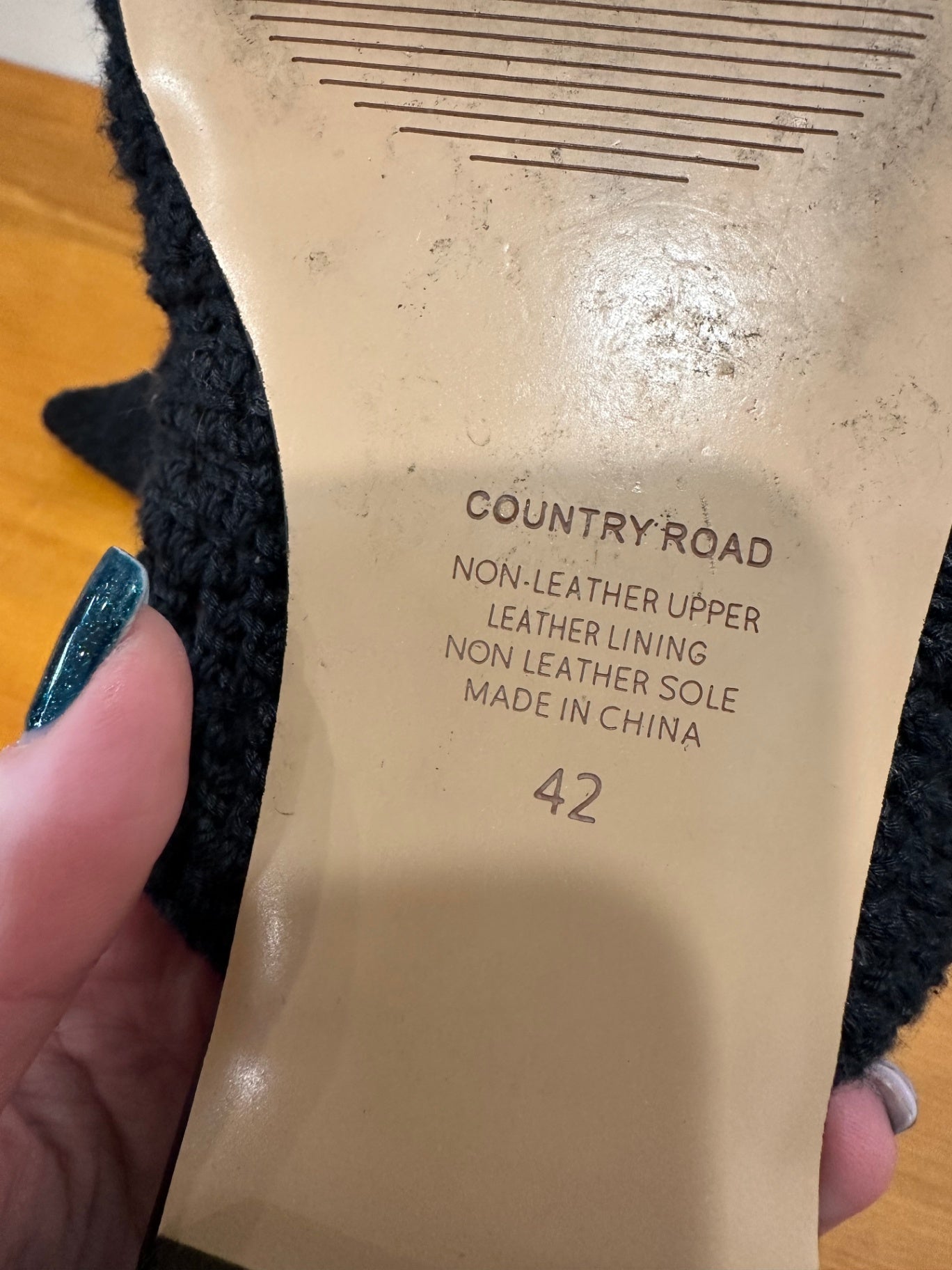 Country Road - Crochet Inspired Slides - Size 42 - Black