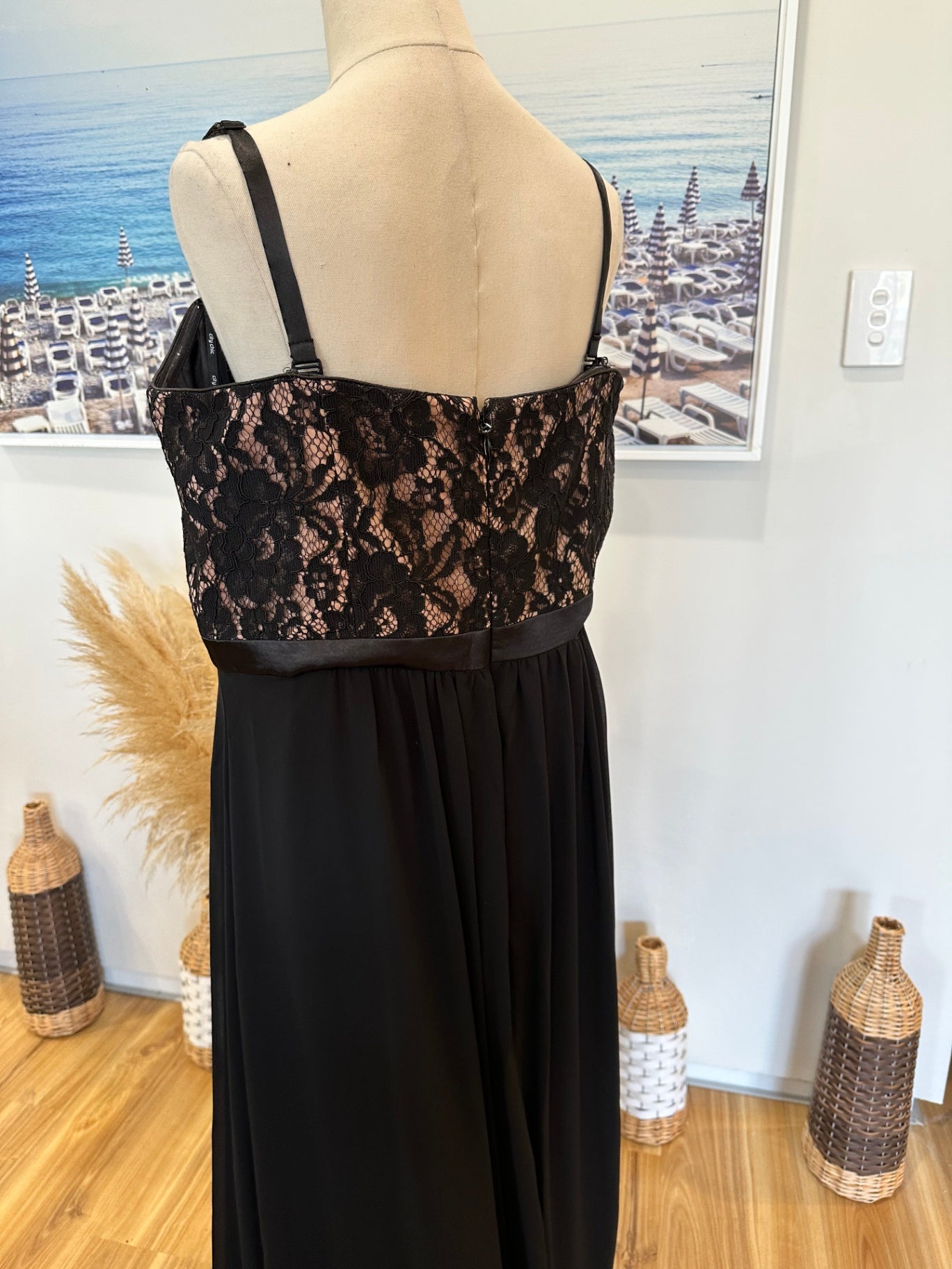 City Chic - Ball Gown - Empire Line with Lace Bust - Size 16