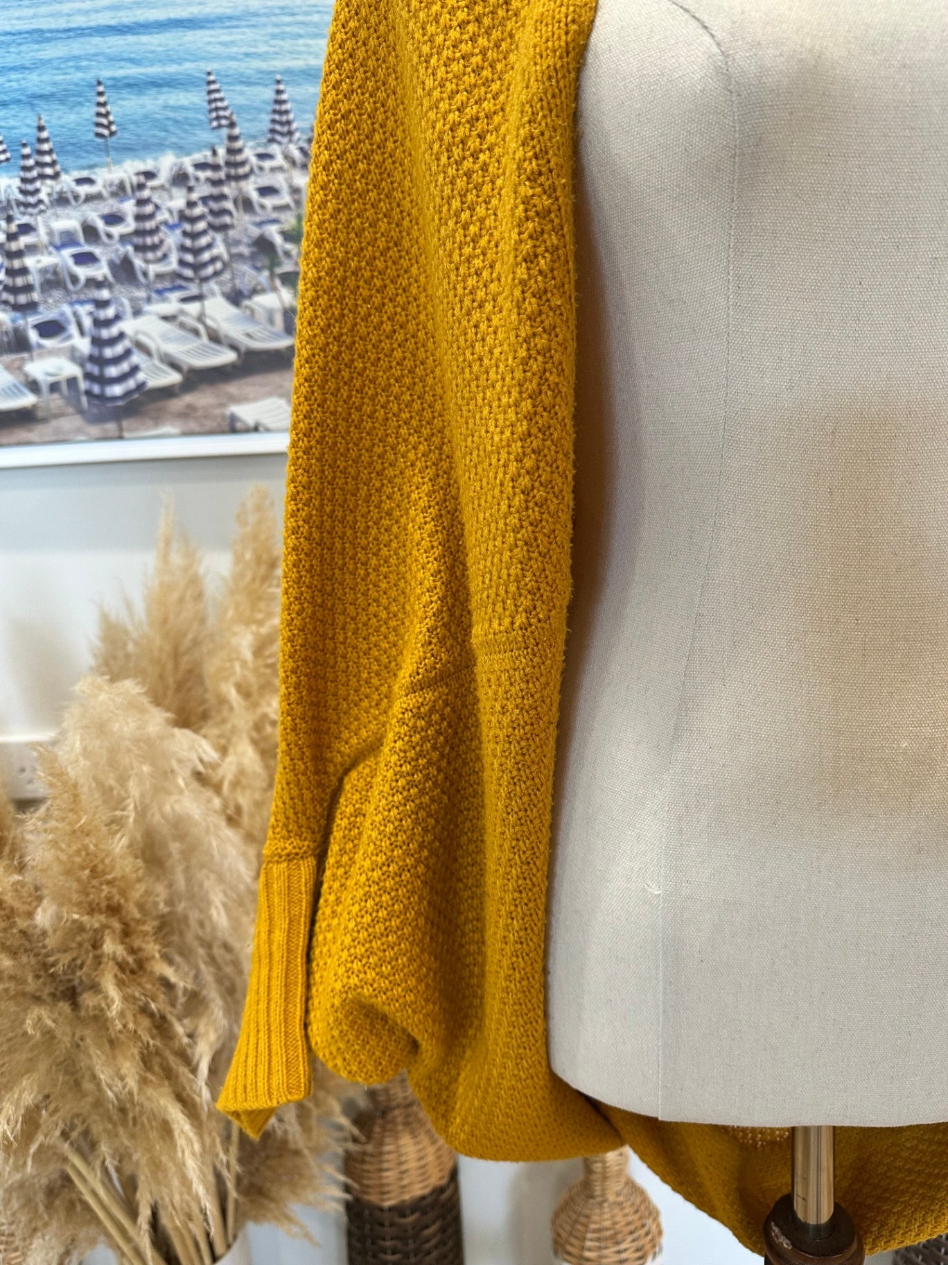 Hello Friday - Cardigan / Shrug - One Size - Mustard yellow (some pilling)
