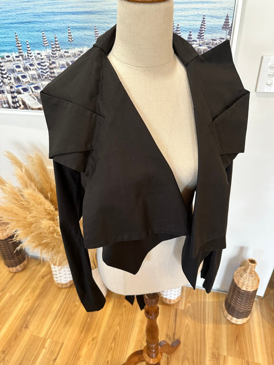 Nom*D - Crop Blazer - Size 10 - Black