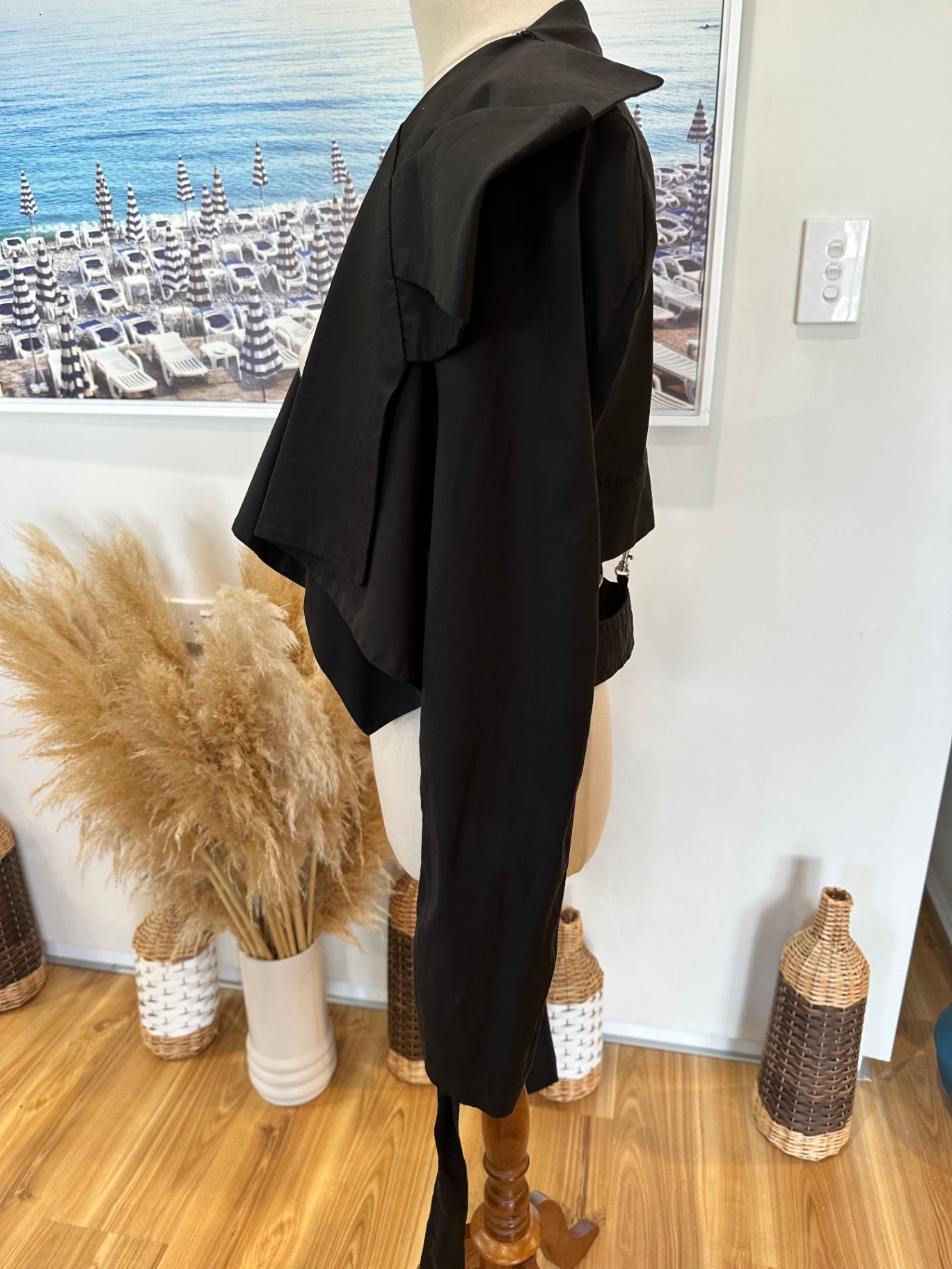 Nom*D - Crop Blazer - Size 10 - Black