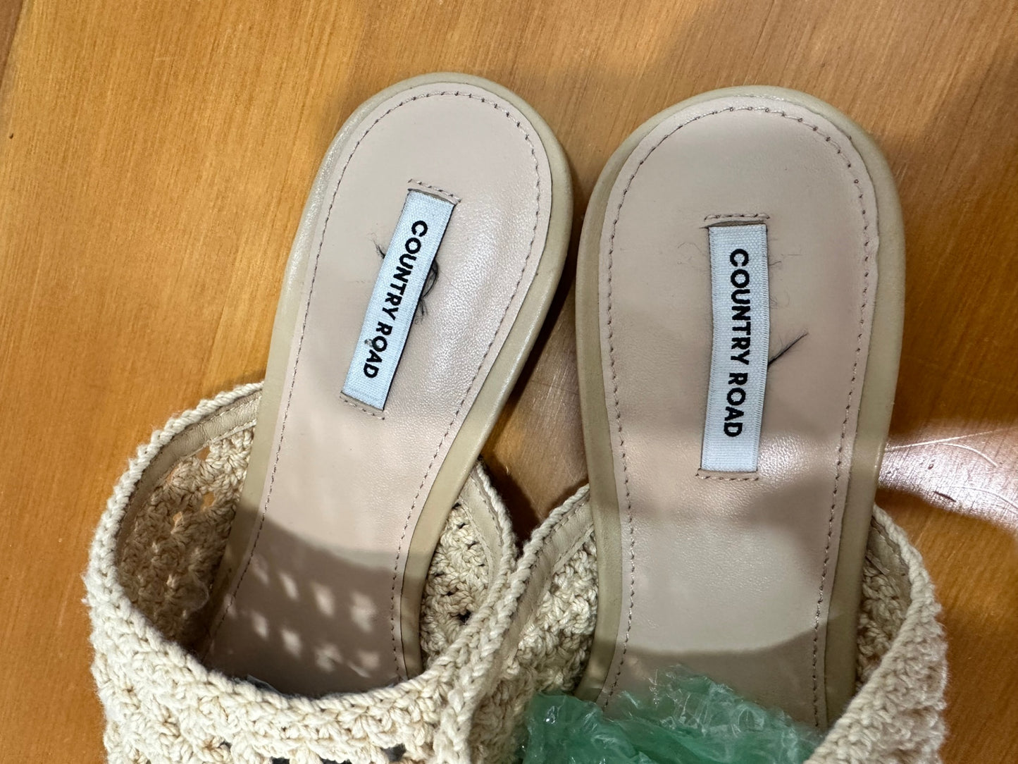 Country Road - Slip On Crochet Shoes - EU 40 - Beige