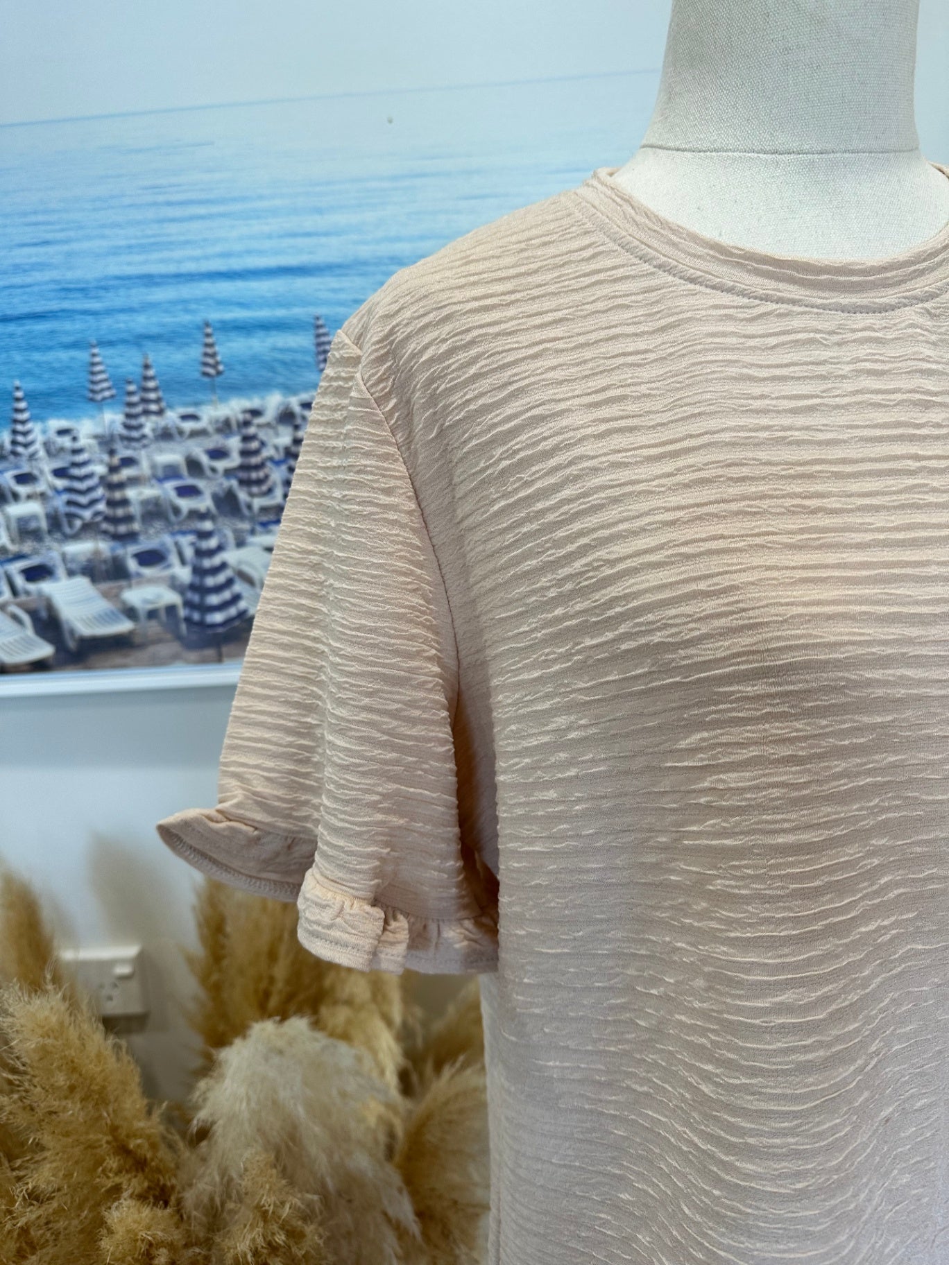 Beige T-Shirt with Thrill Shoulders - Large