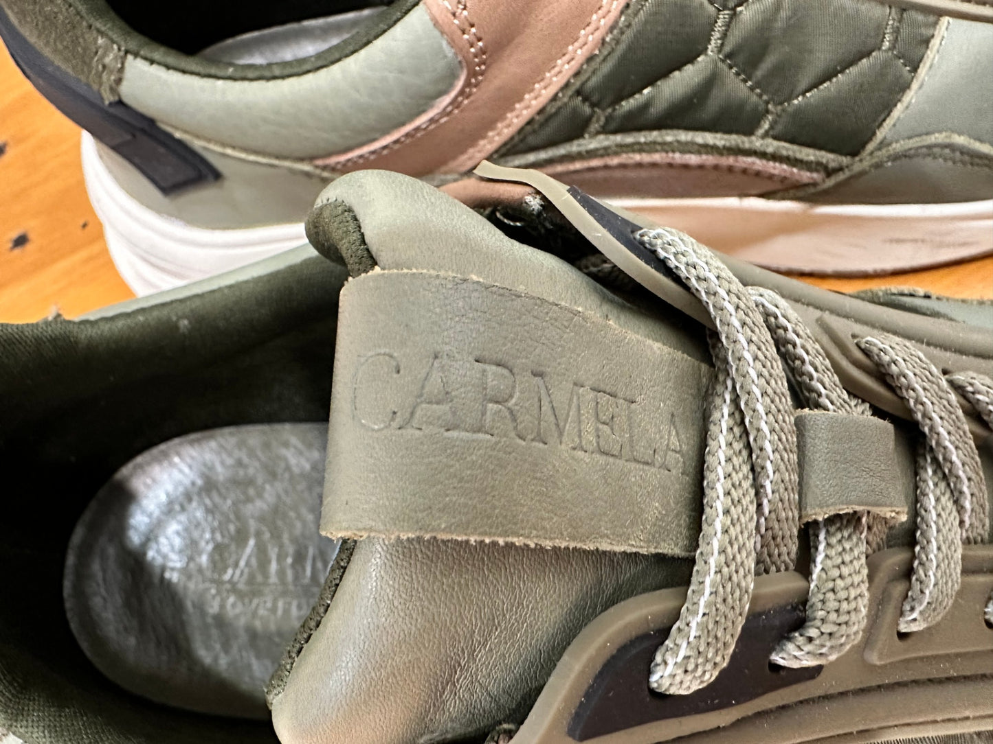 Carmela {Merchant} - Sneakers - EU 41 - Olive green with brown accents RRP: $219