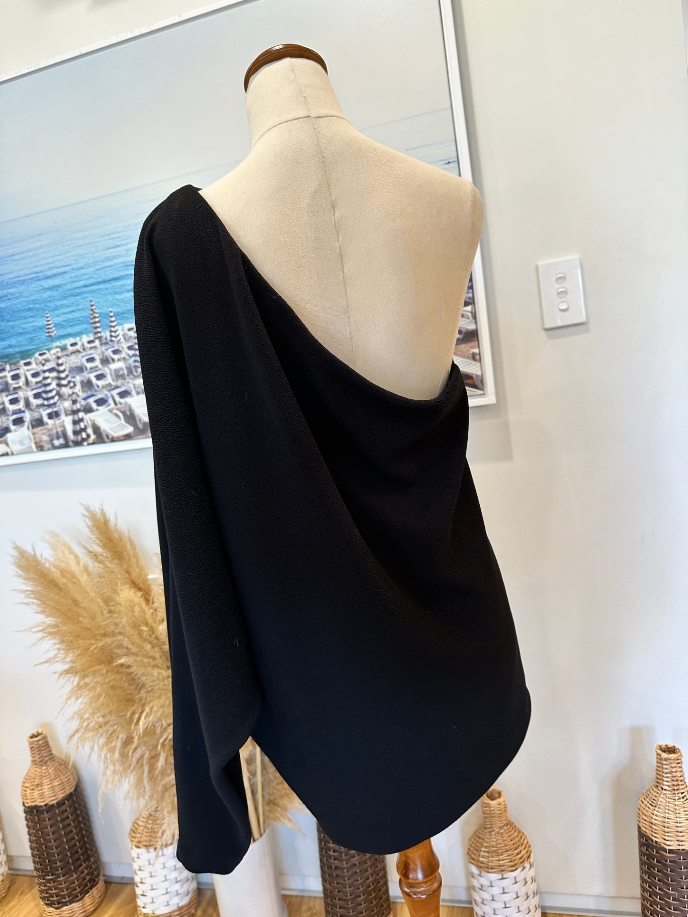 Country Road - One Shoulder Top - Extra Large - Black