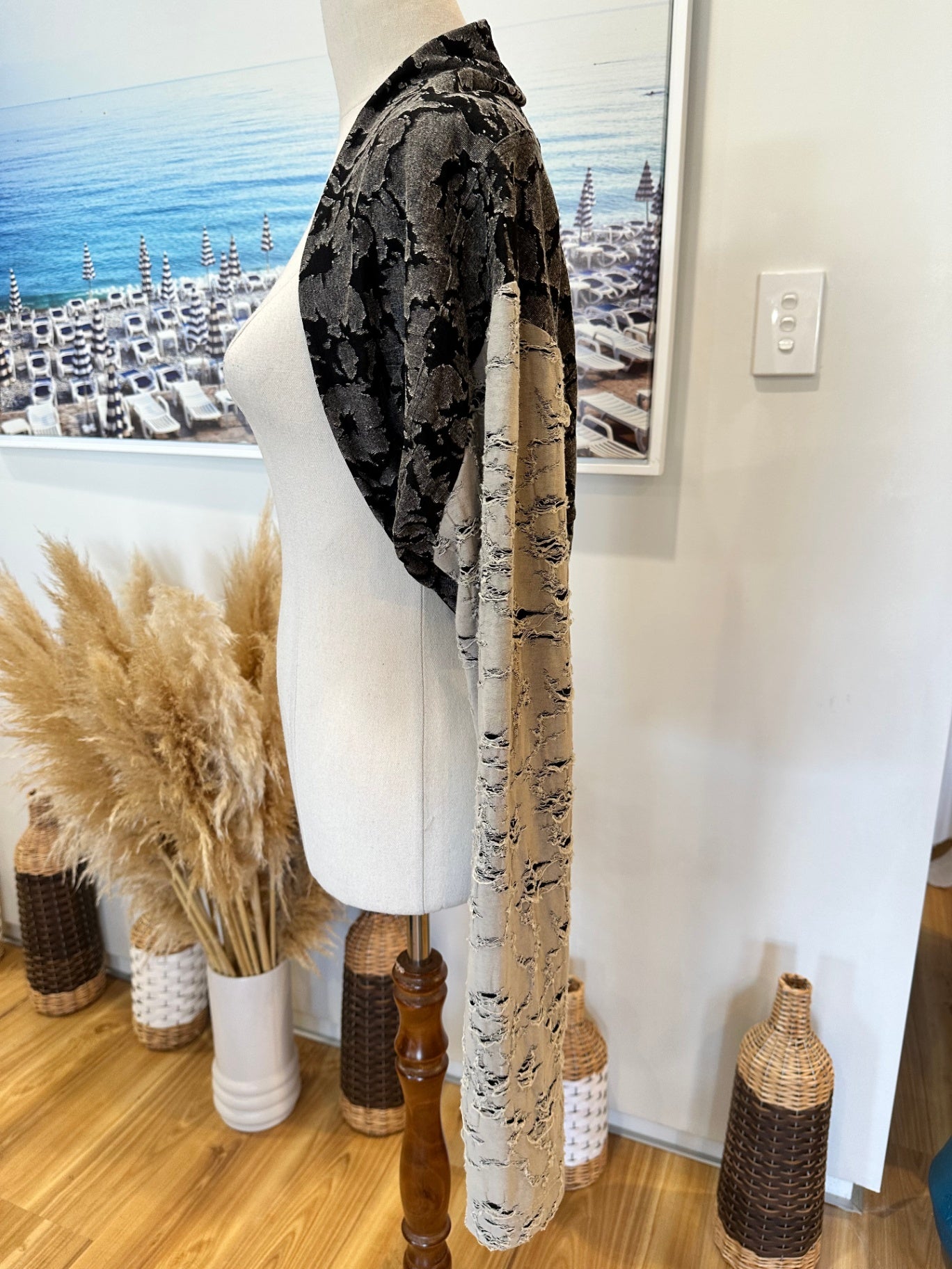 Jellicoe - Made in New Zealand - Shrug / Cardigan - Medium