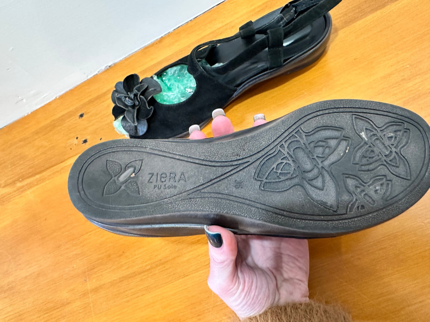 Ziera Sandals - Size EU 36 - Black