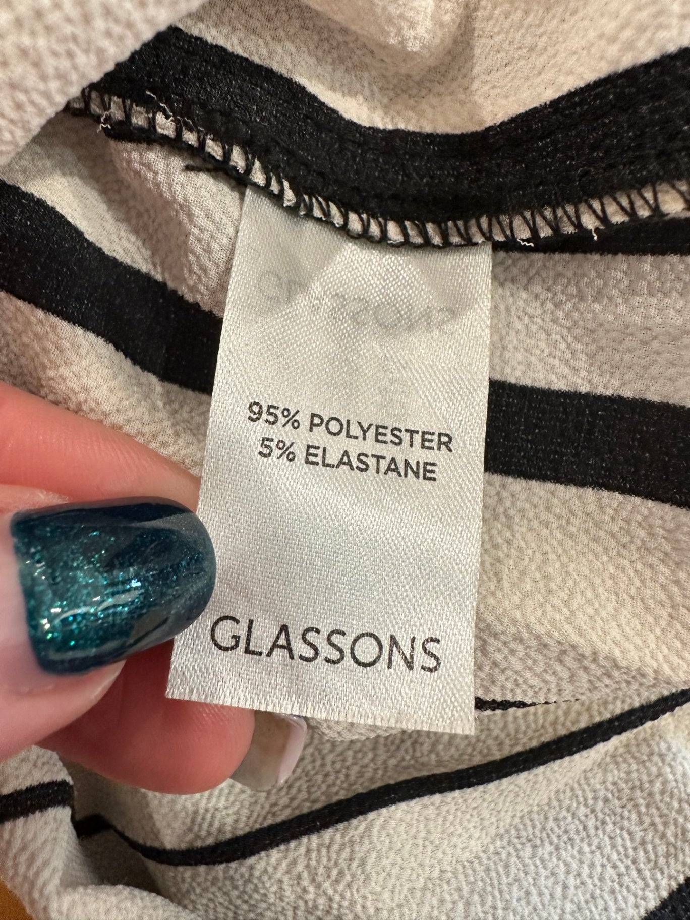 Glassons - Pleated Skirt - Size 12 - Black and Cream