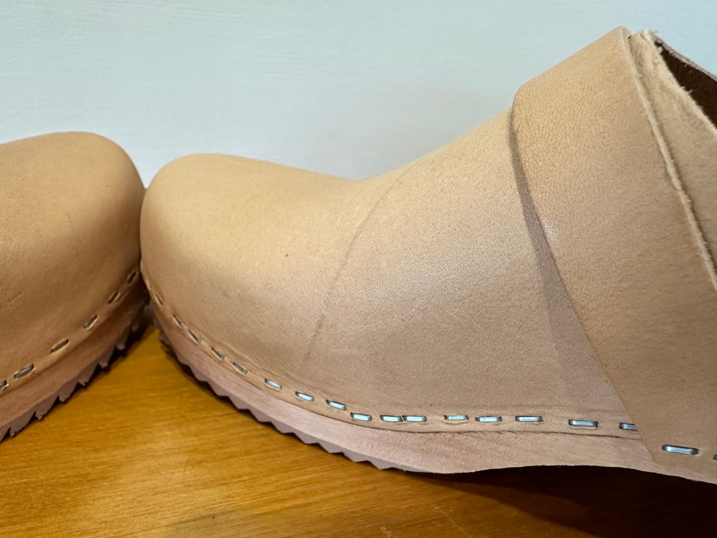 Funkis Clogs - Size EU 40 - Tan (Cork like material)