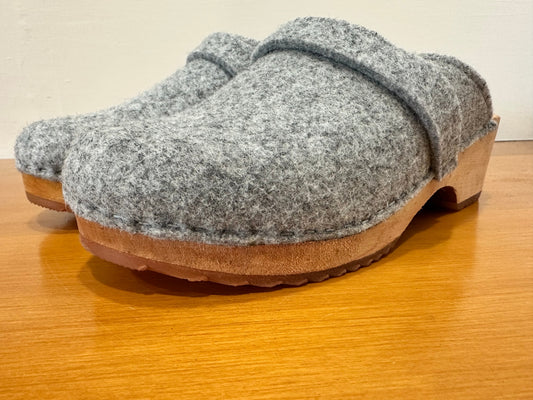 Funkis - Clogs - Grey Felt - Size 38 - RRP $180