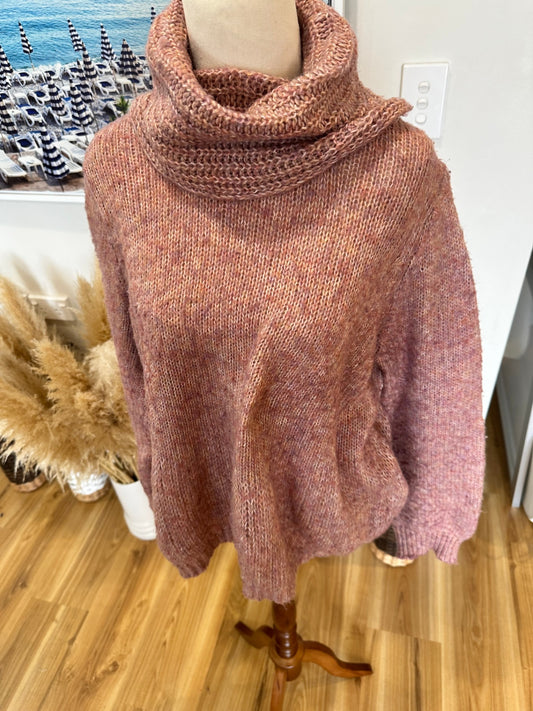 Holmes + Fallon - Jumper - Large - Blush Pink - 7% Wool & 13% Angora