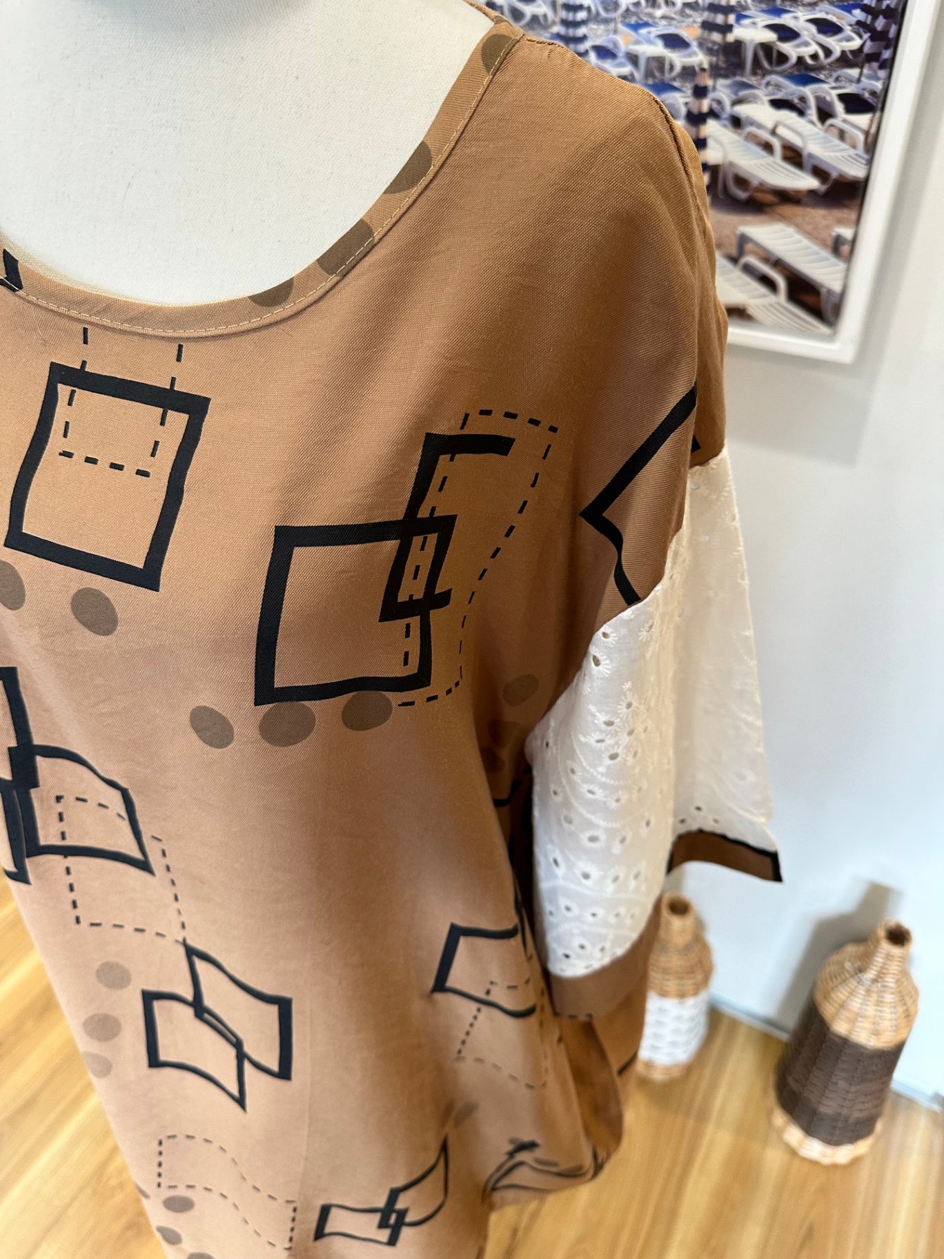 Blouse - Size Large - Brown w Geometric Print