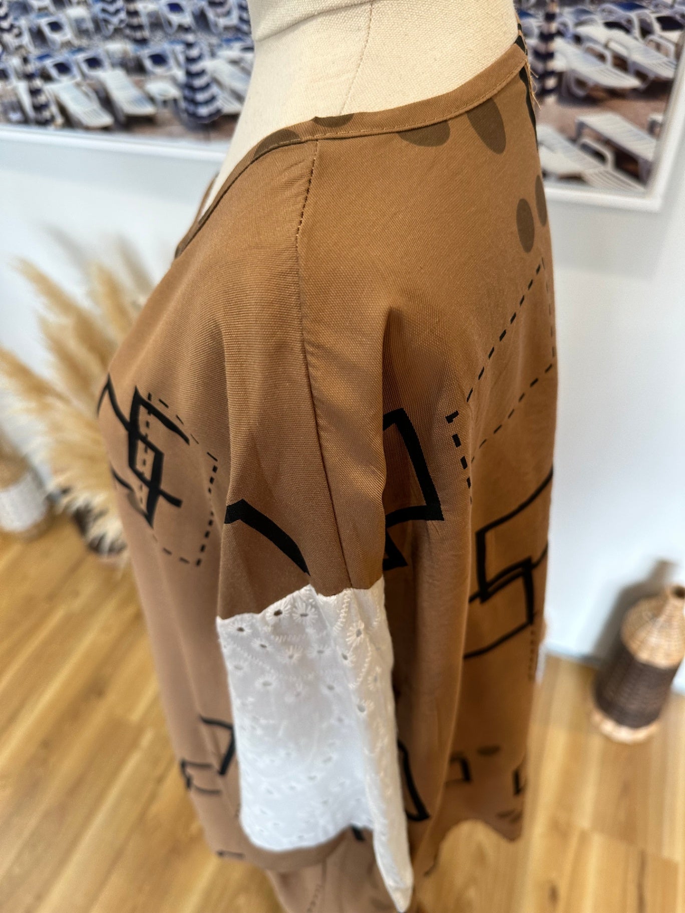 Blouse - Size Large - Brown w Geometric Print