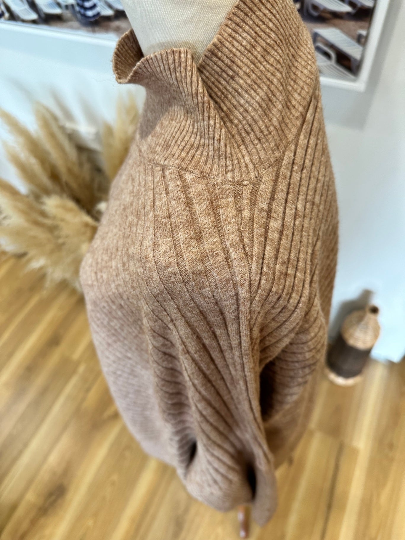 Whistle Top - Extra Large - Light Brown