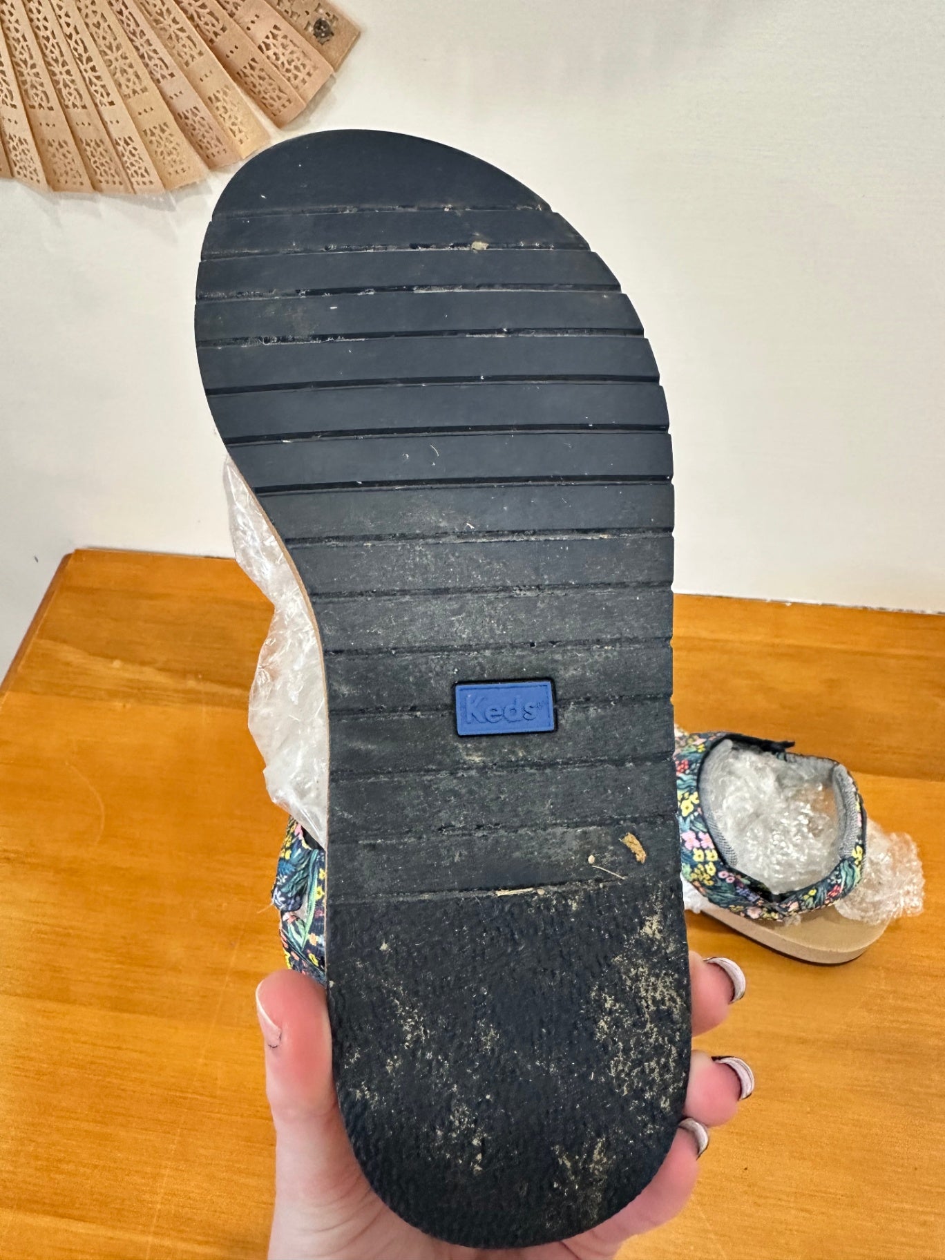 Keds Sandals - Size EU 39 - Rifle Paper Company - Beige with a floral strap pattern