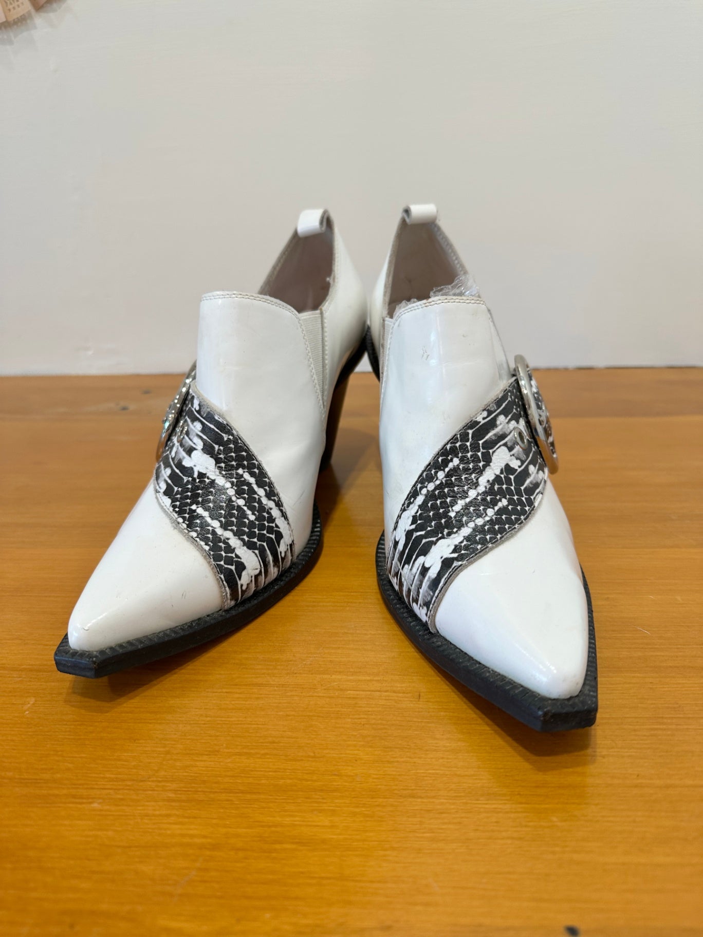 Jeffrey Campbell - Cowboy Heels - Size EU 38 - White and black