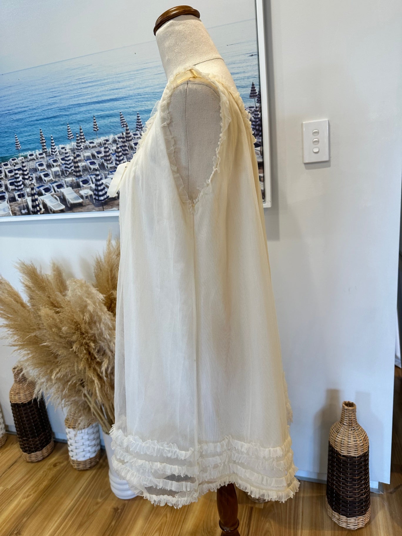 Vintage Wedding Sleepwear - Nightie & Dressing Gown - Medium - Cream / White