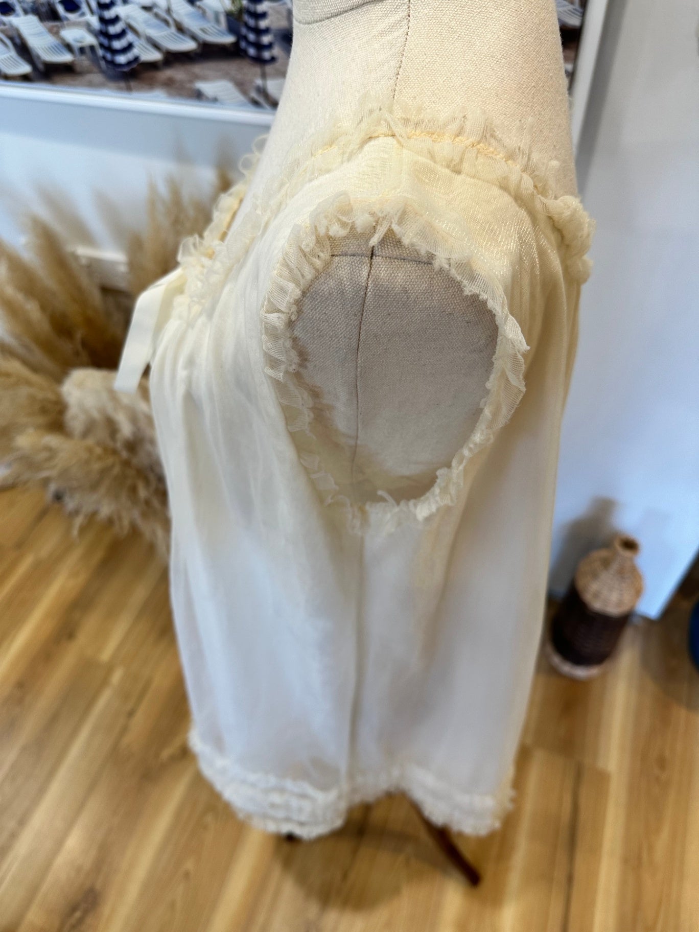 Vintage Wedding Sleepwear - Nightie & Dressing Gown - Medium - Cream / White